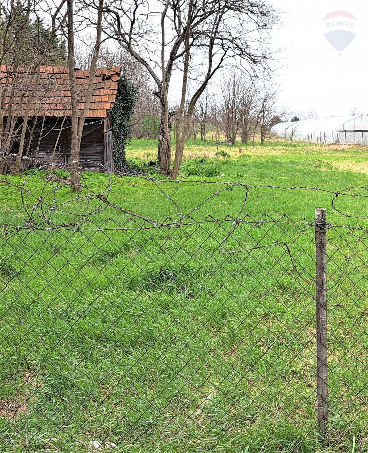 Predaj pozemku 3765 m2