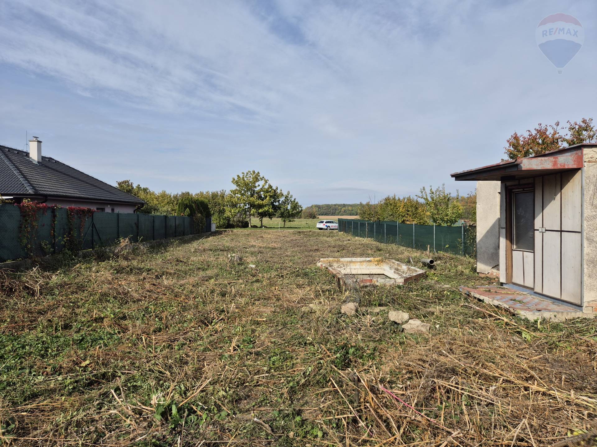 Predaj pozemku 893 m2, Ivanka pri Nitre  -