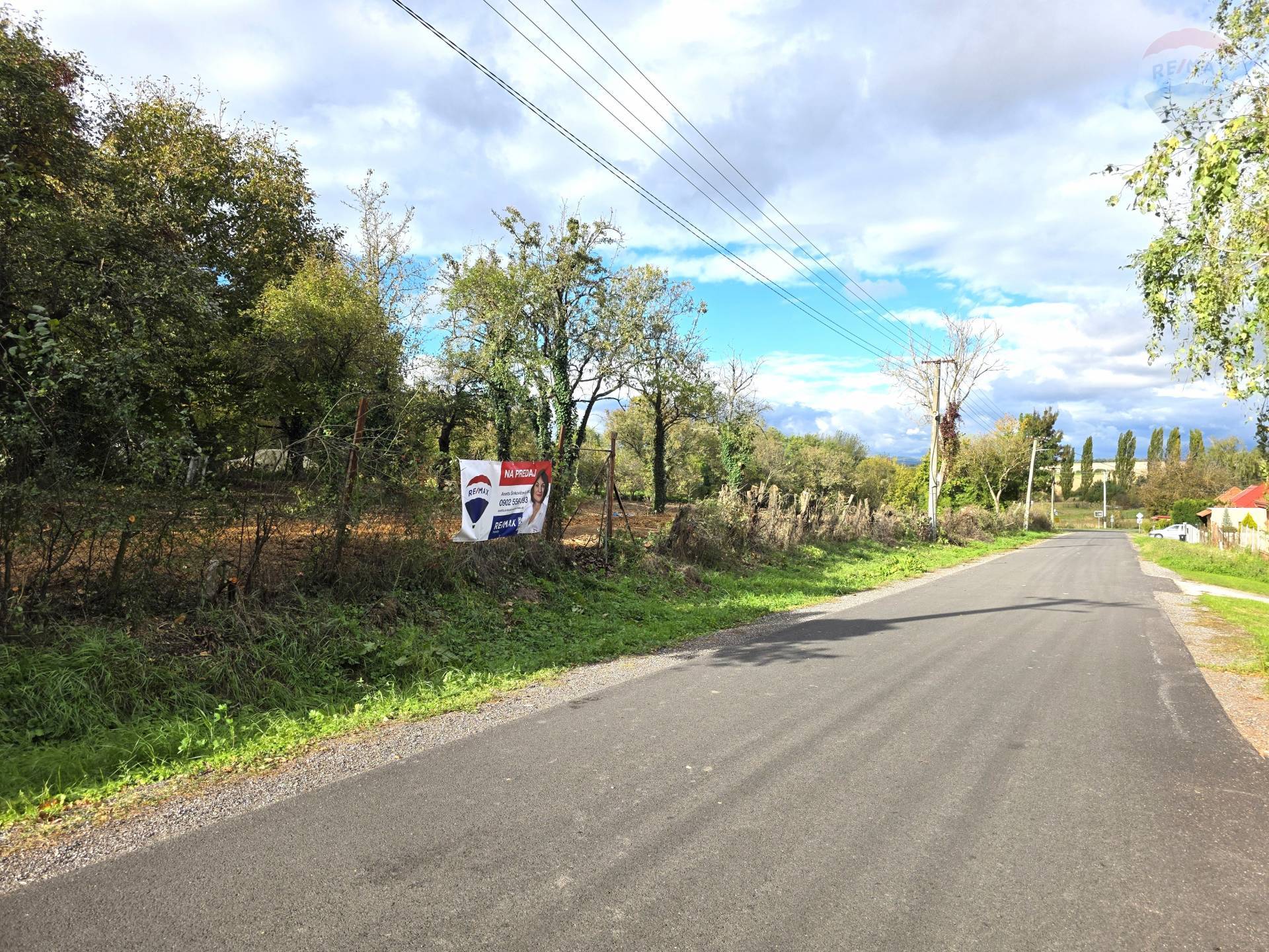 Predaj pozemku 595 m2, Beladice -