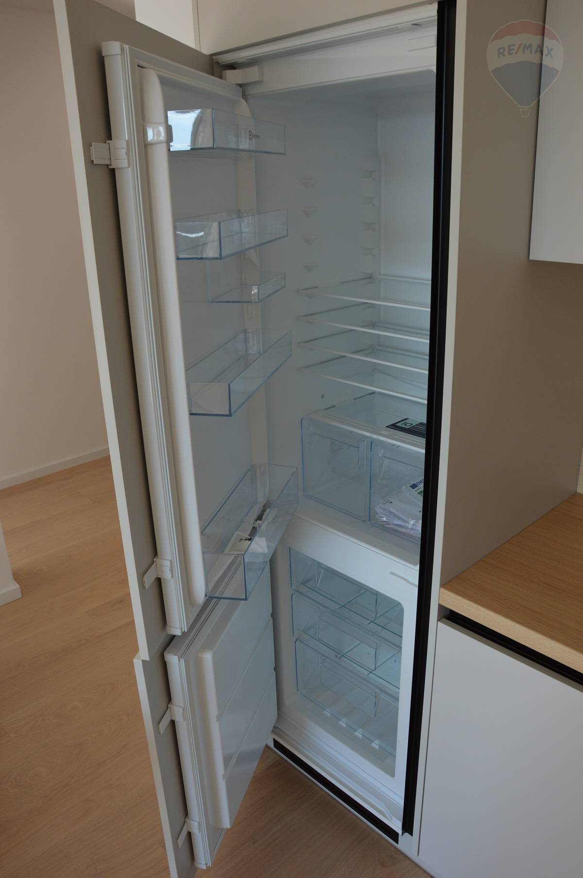 Prenájom bytu (2 izbový) 52 m2, Nitra  -