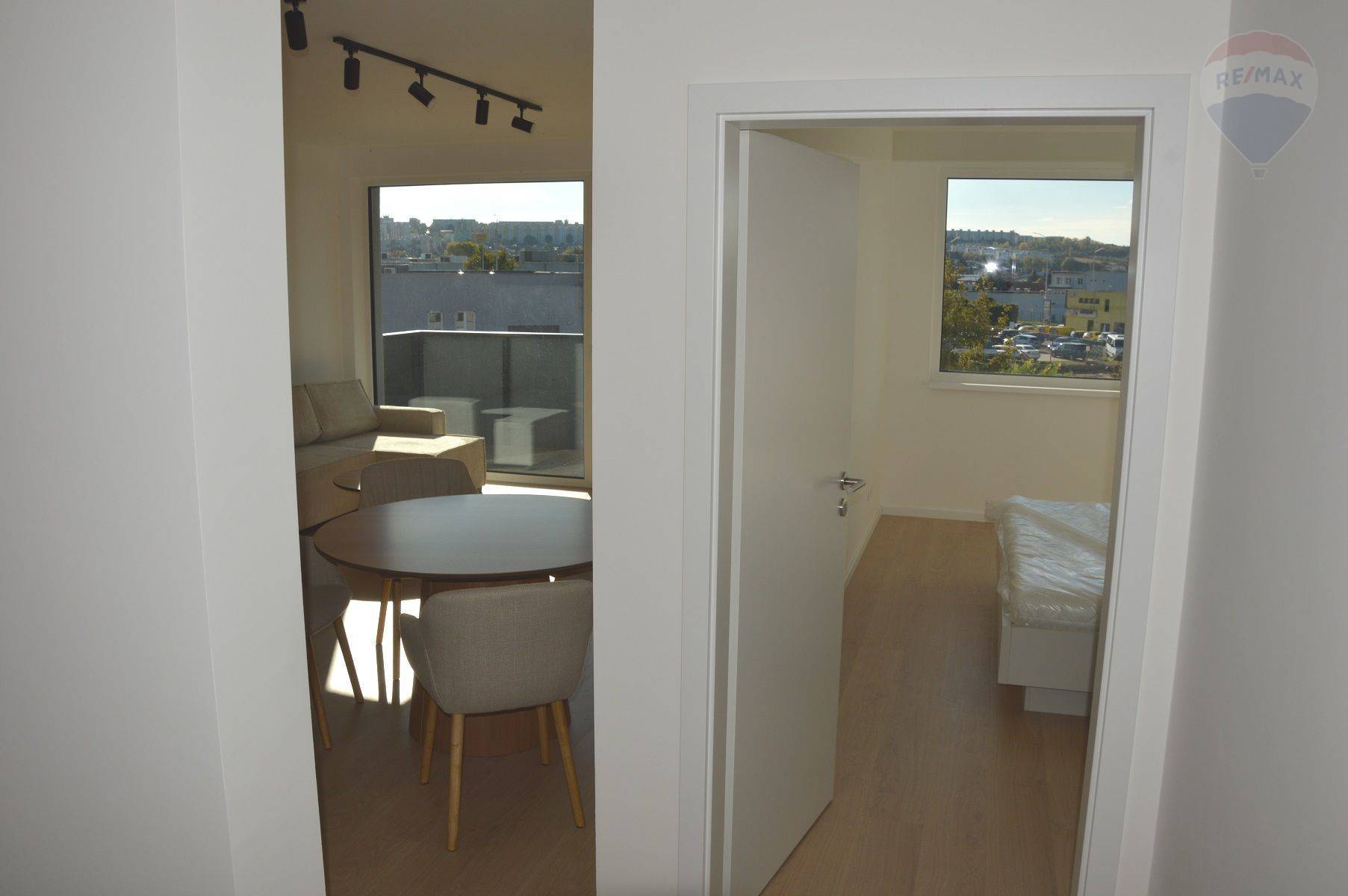 Prenájom bytu (2 izbový) 52 m2, Nitra  -