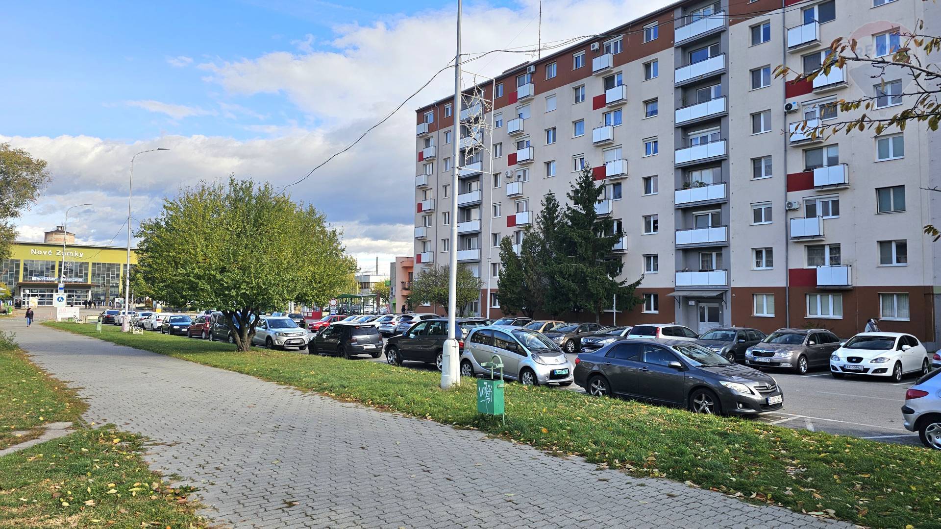 Predaj bytu (2 izbový) 60 m2, Nové Zámky  -  2 izbový byt Nové Zámky Slivkanič realitný maklér REMAX Family Nitra