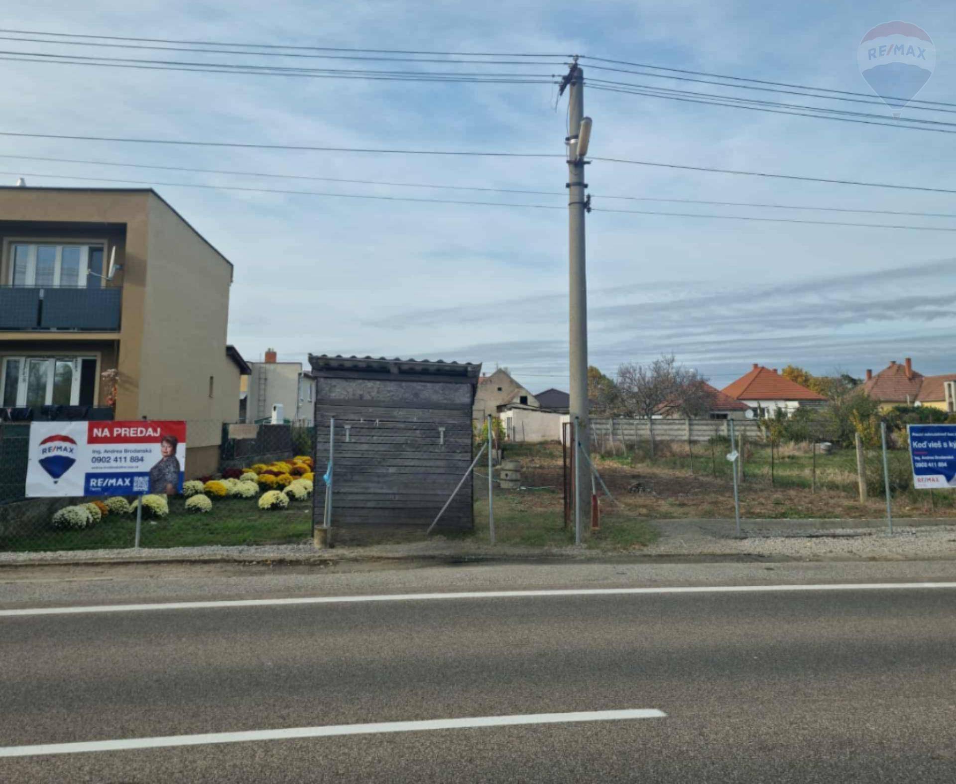 Predaj pozemku Velká Mača 1000 m2 Excluzivne