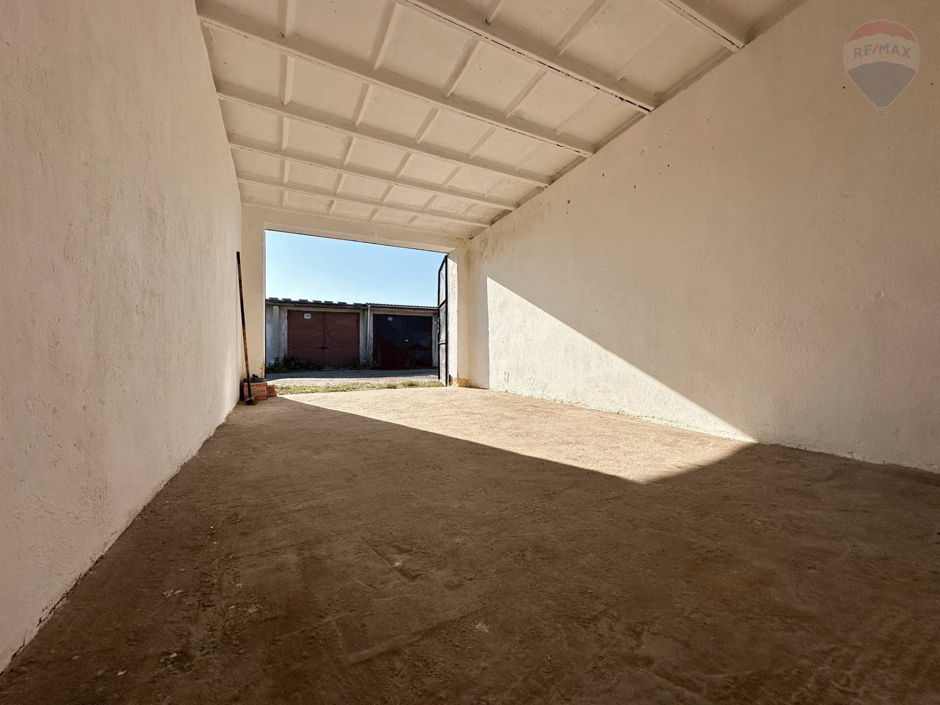 Predaj murovaná Garáž 18m2_Nitra Chrenová