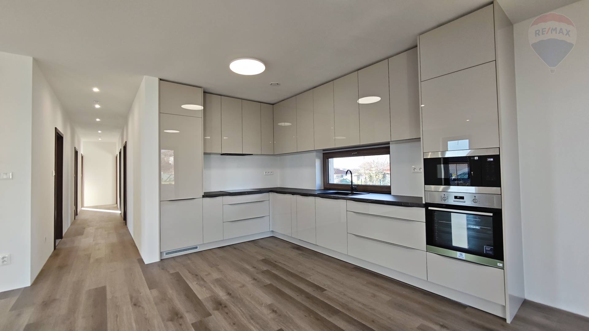 Predaj rodinný dom Nitra - Janíkovce EXKLUZÍVNE!