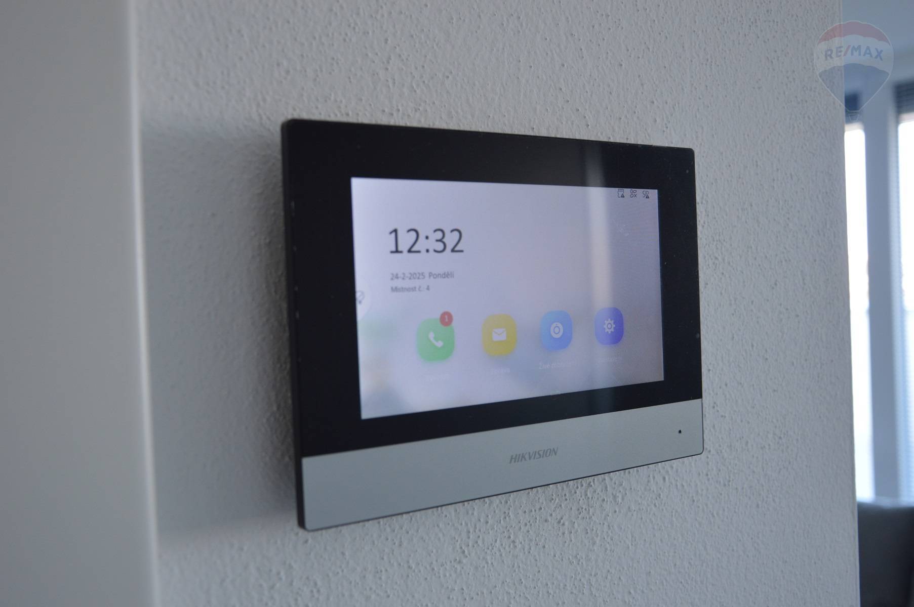 Prenájom 1 izbový byt + parkovacie miesto Nitra