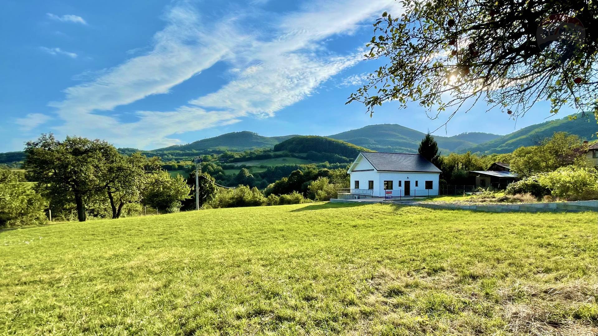Na predaj novostavba - rodinný dom s krásnym výhľadom Nová Baňa