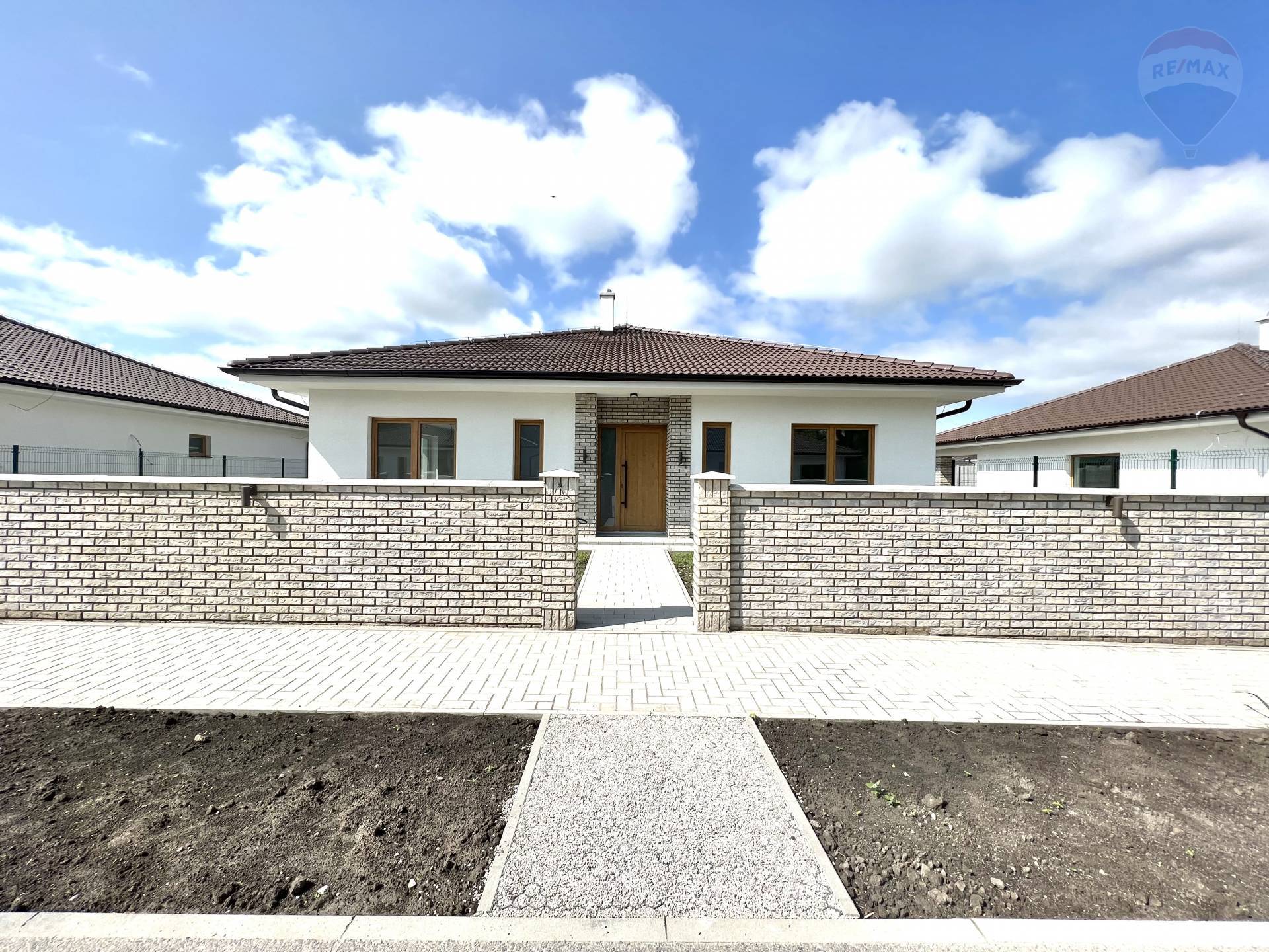 Predaj rodinného domu v Dunajskej Strede, novostavba,vba, 4 izby, pozemok 600  m2, RD3