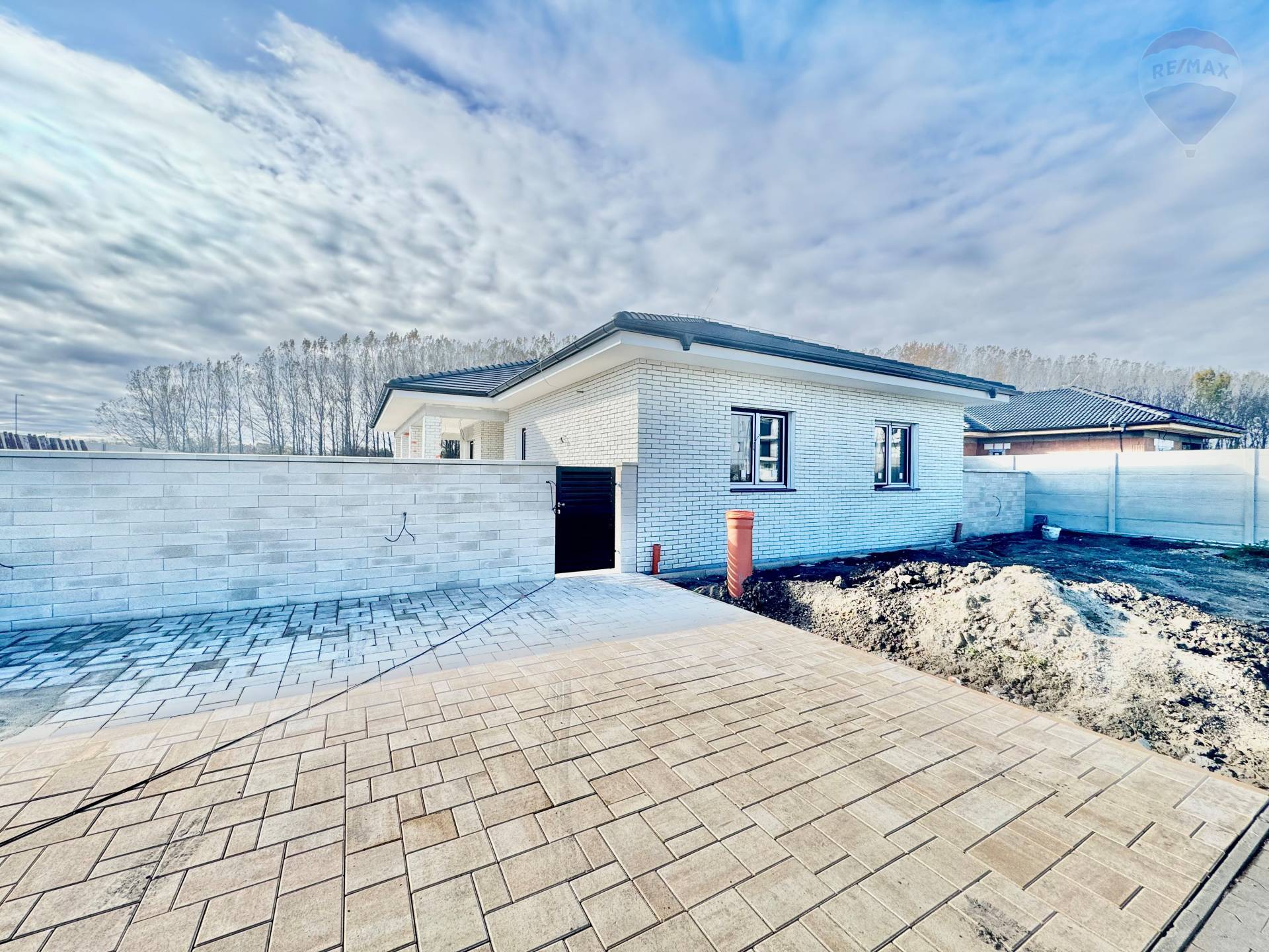 Predaj rodinného domu v Dunajskej Strede, 4 izby, pozemok 600 m2, vo výstavbe