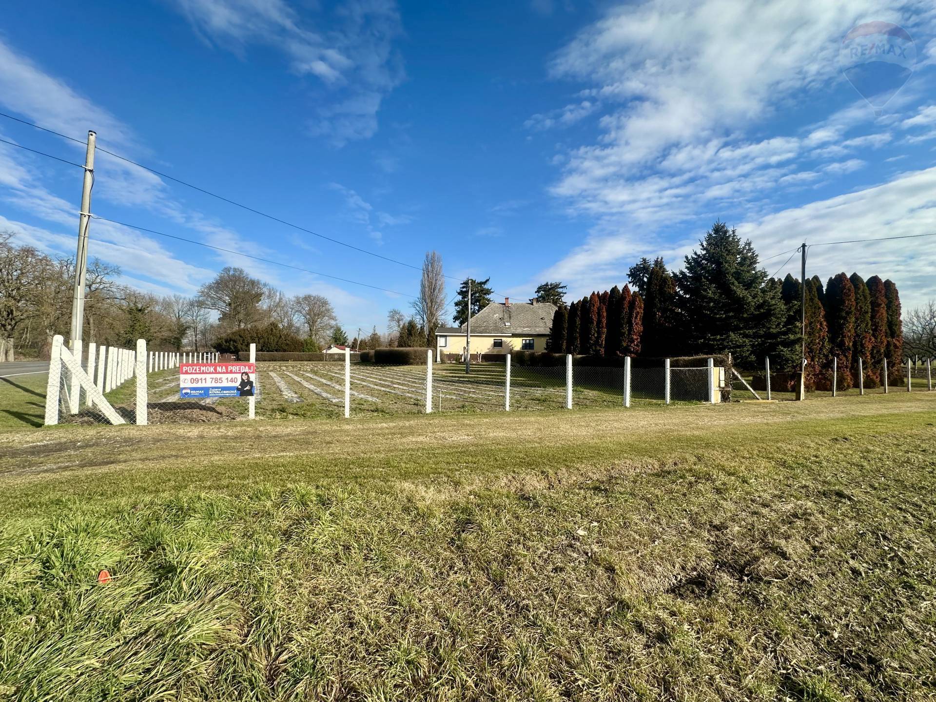 NA PREDAJ: ZÁHRADA, JAHODNÁ - 1500M2