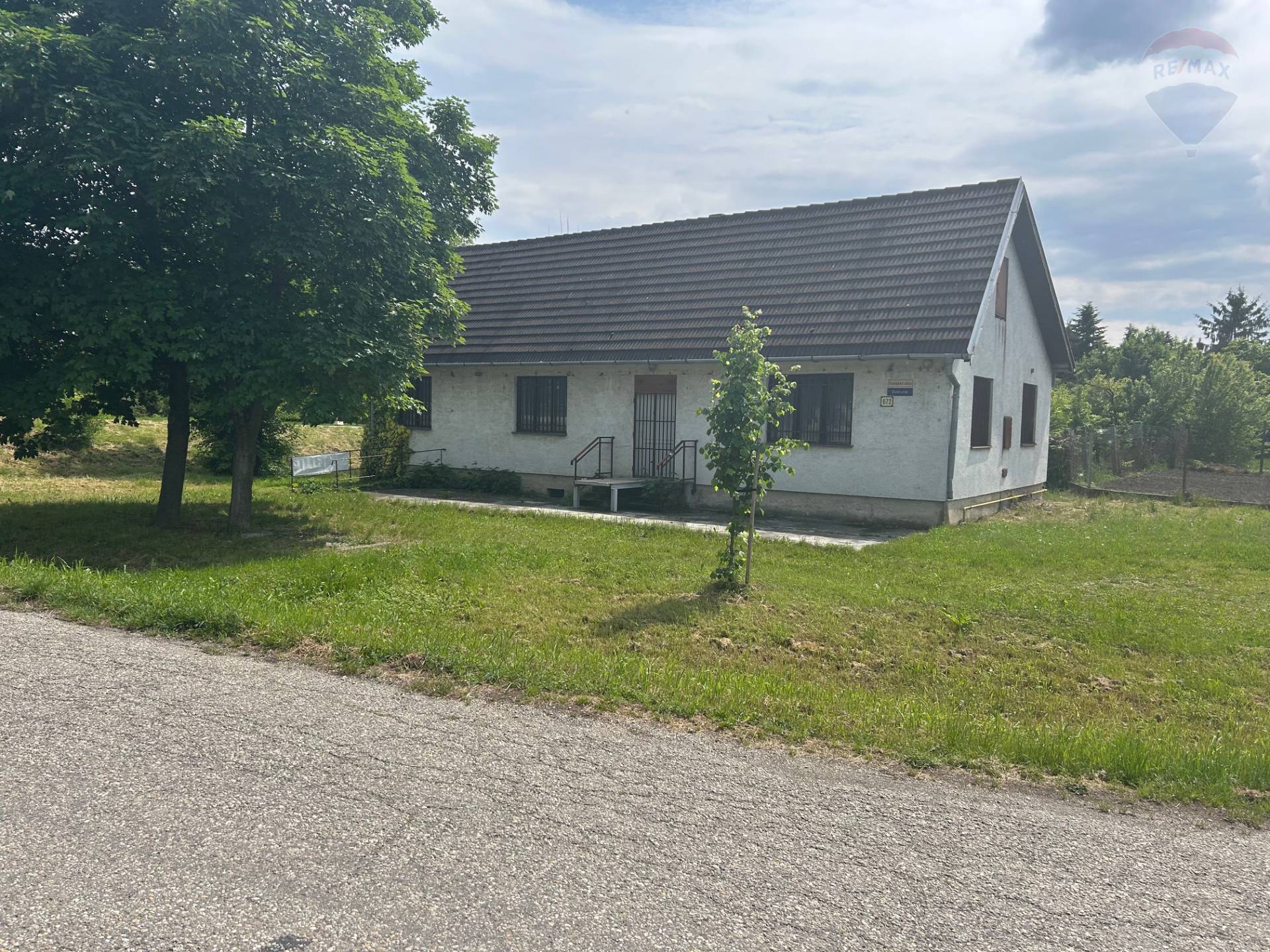 Na predaj: nehnuteľnosť s veľkým potenciálom – Trhová Hradská, okres Dunajská Streda