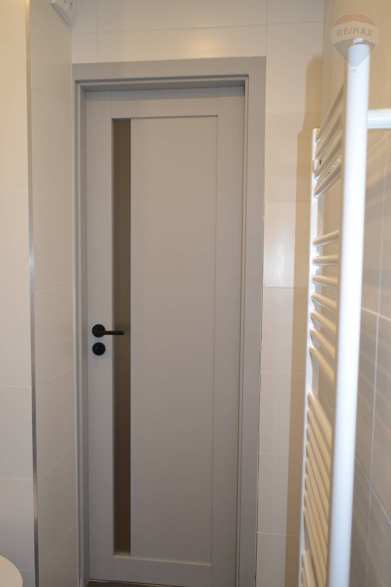 Predaj bytu (1 izbový) 28 m2, Veľký Meder  -