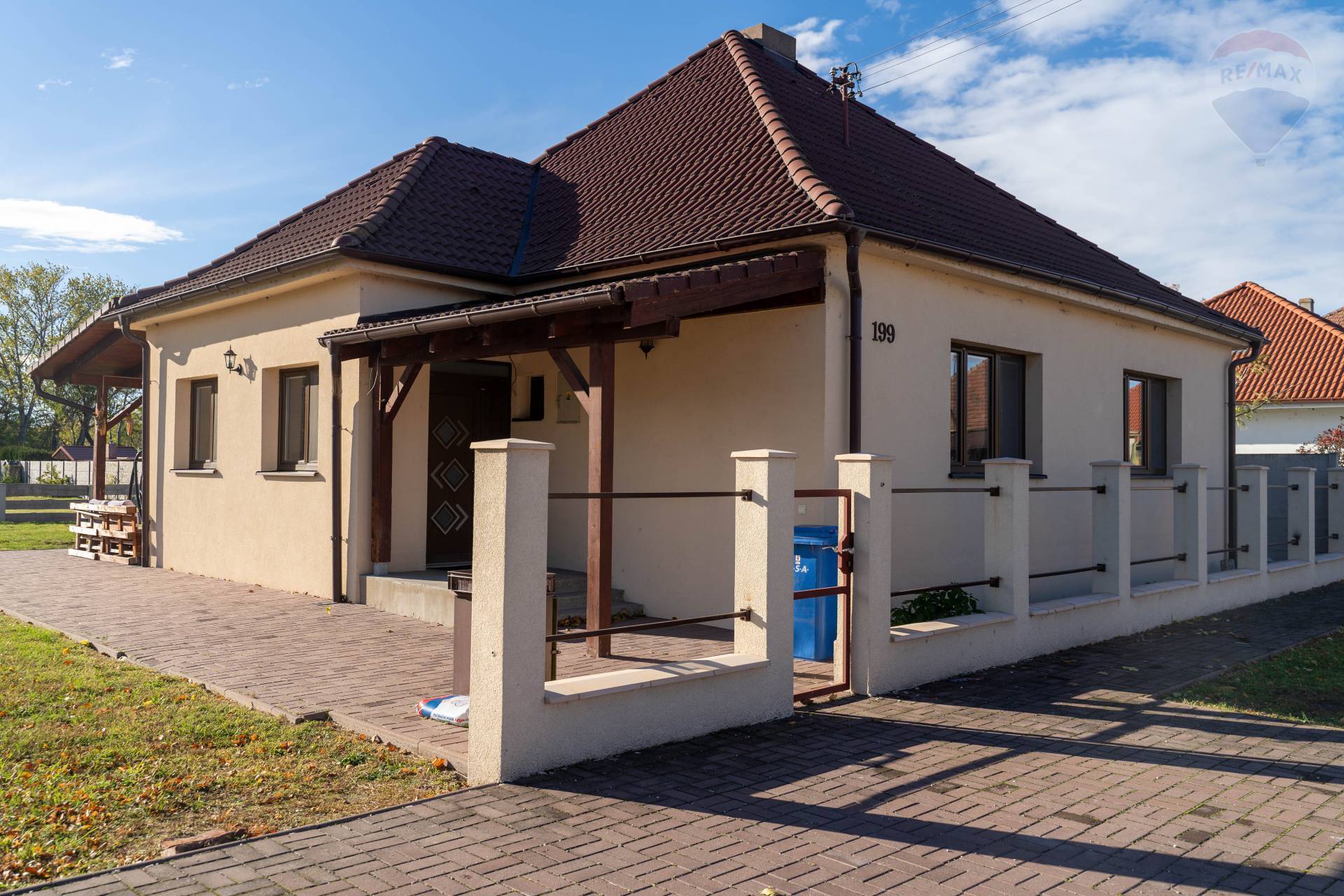 Vidiecký dom na krásnom pozemku v Trávnikoch