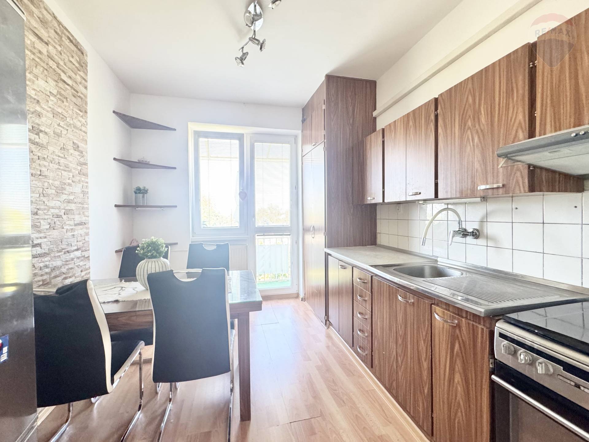 Predaj bytu (3 izbový) 67 m2, Zlaté Klasy  -