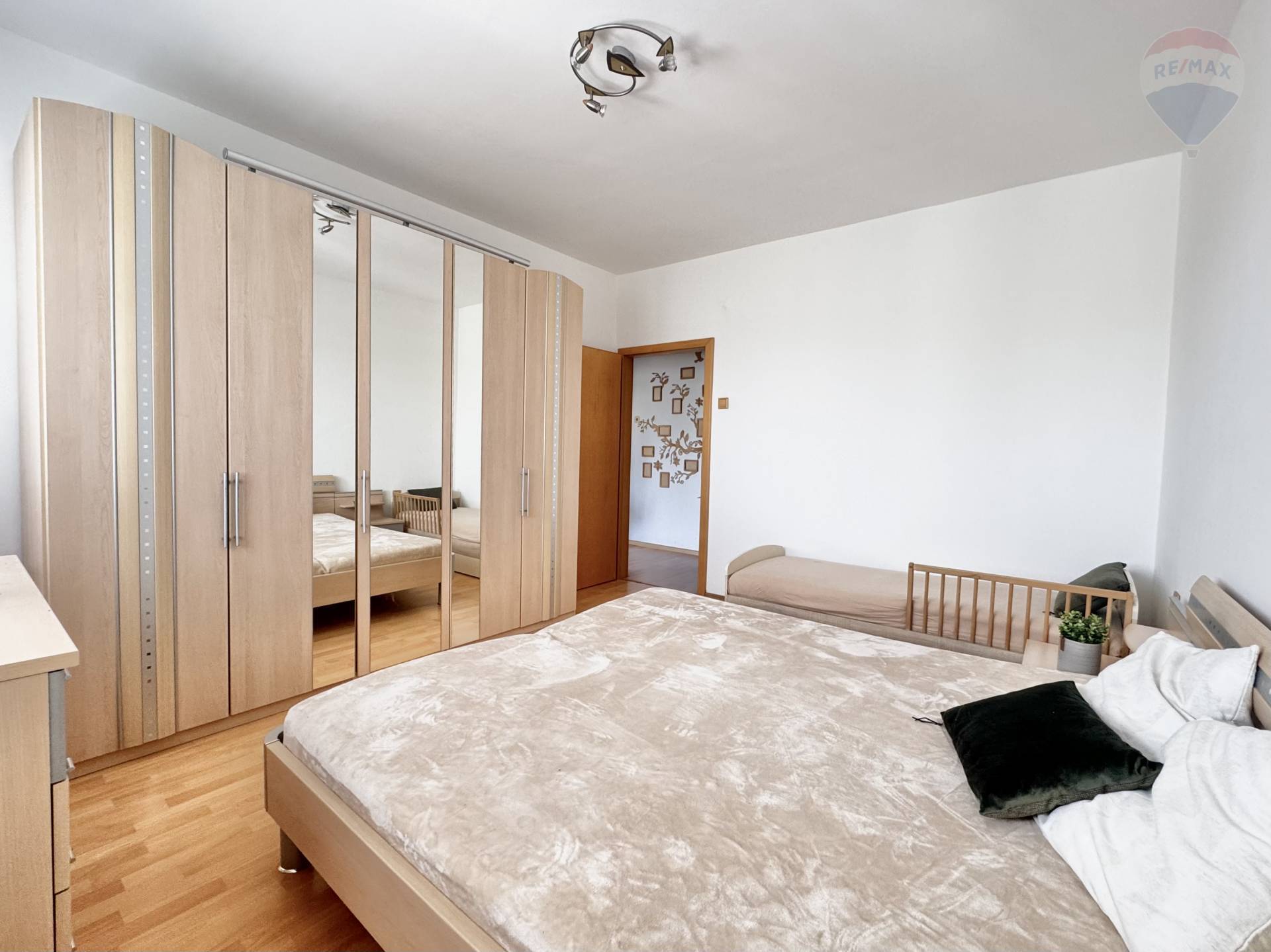 Predaj bytu (3 izbový) 67 m2, Zlaté Klasy  -