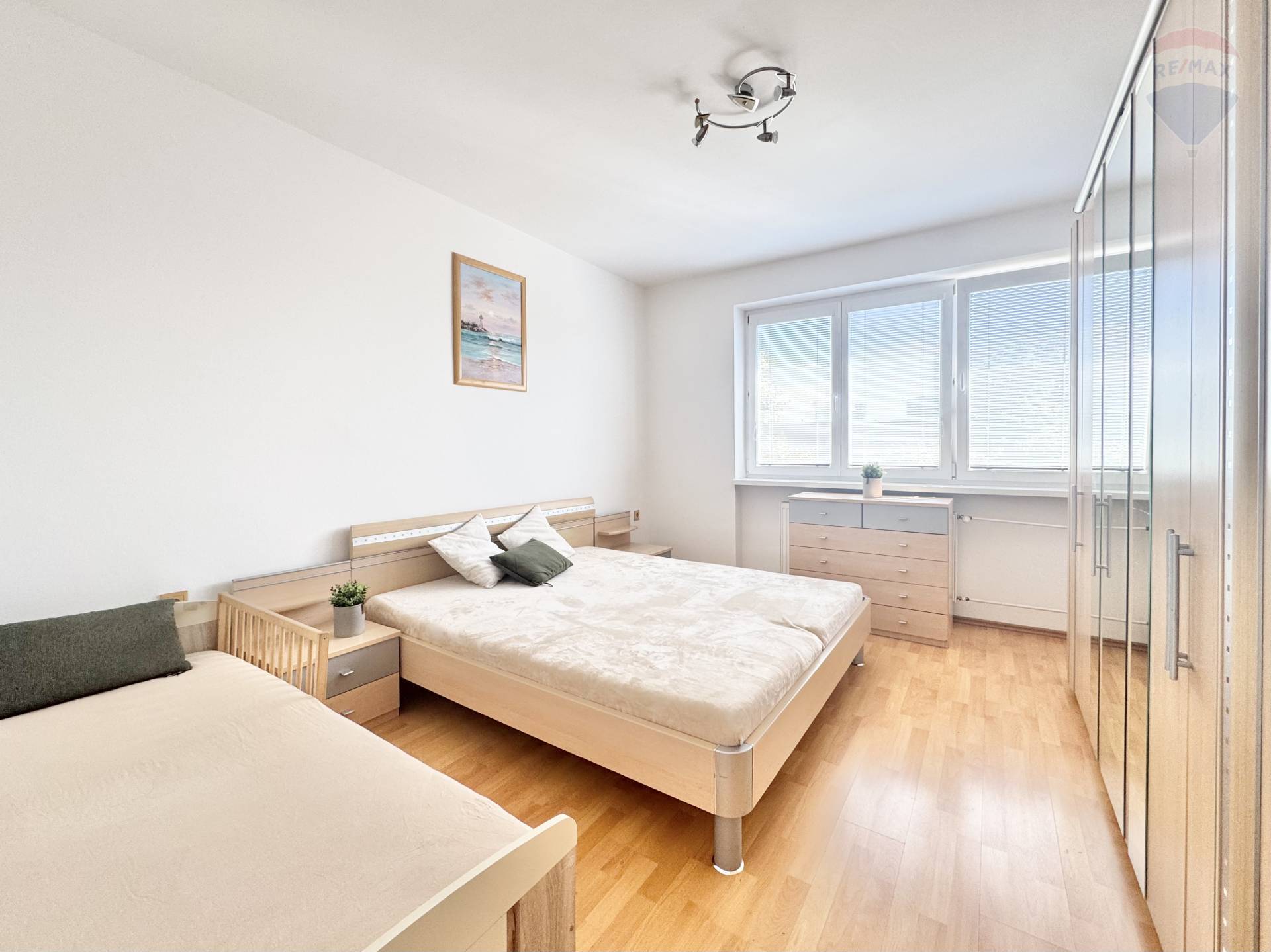 Predaj bytu (3 izbový) 67 m2, Zlaté Klasy  -
