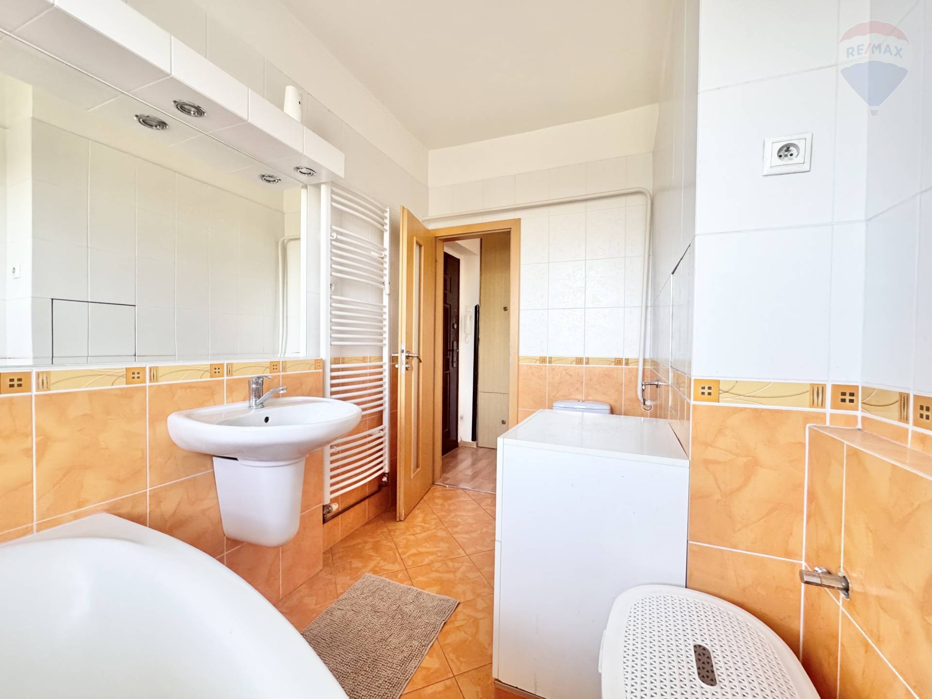 Predaj bytu (3 izbový) 67 m2, Zlaté Klasy  -