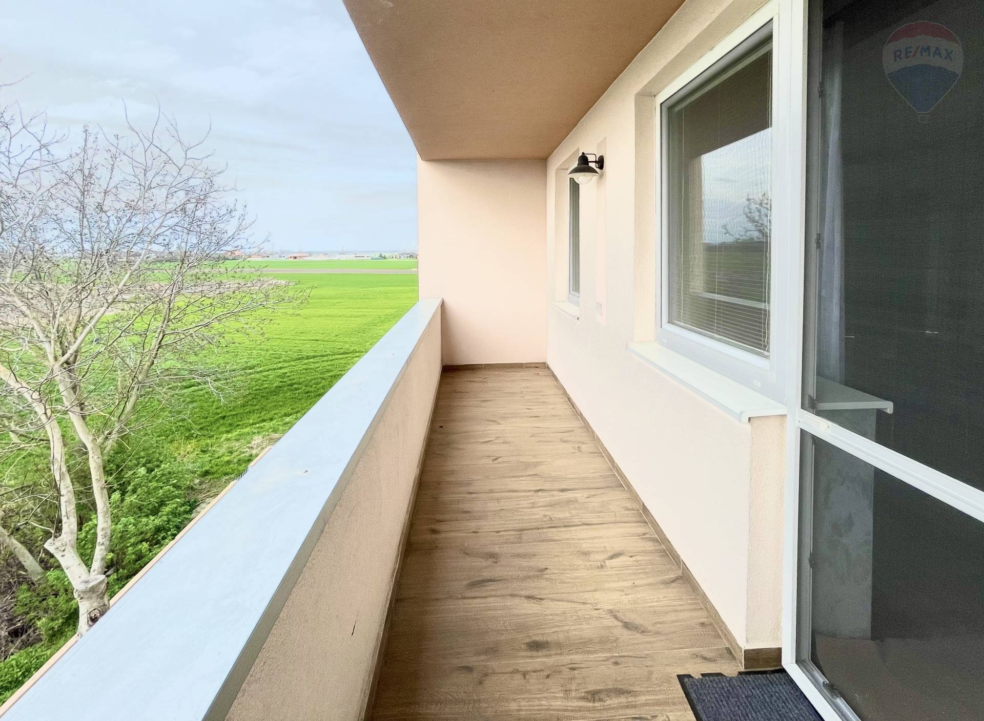 Prenájom bytu (3 izbový) 73 m2, Dunajská Streda  -