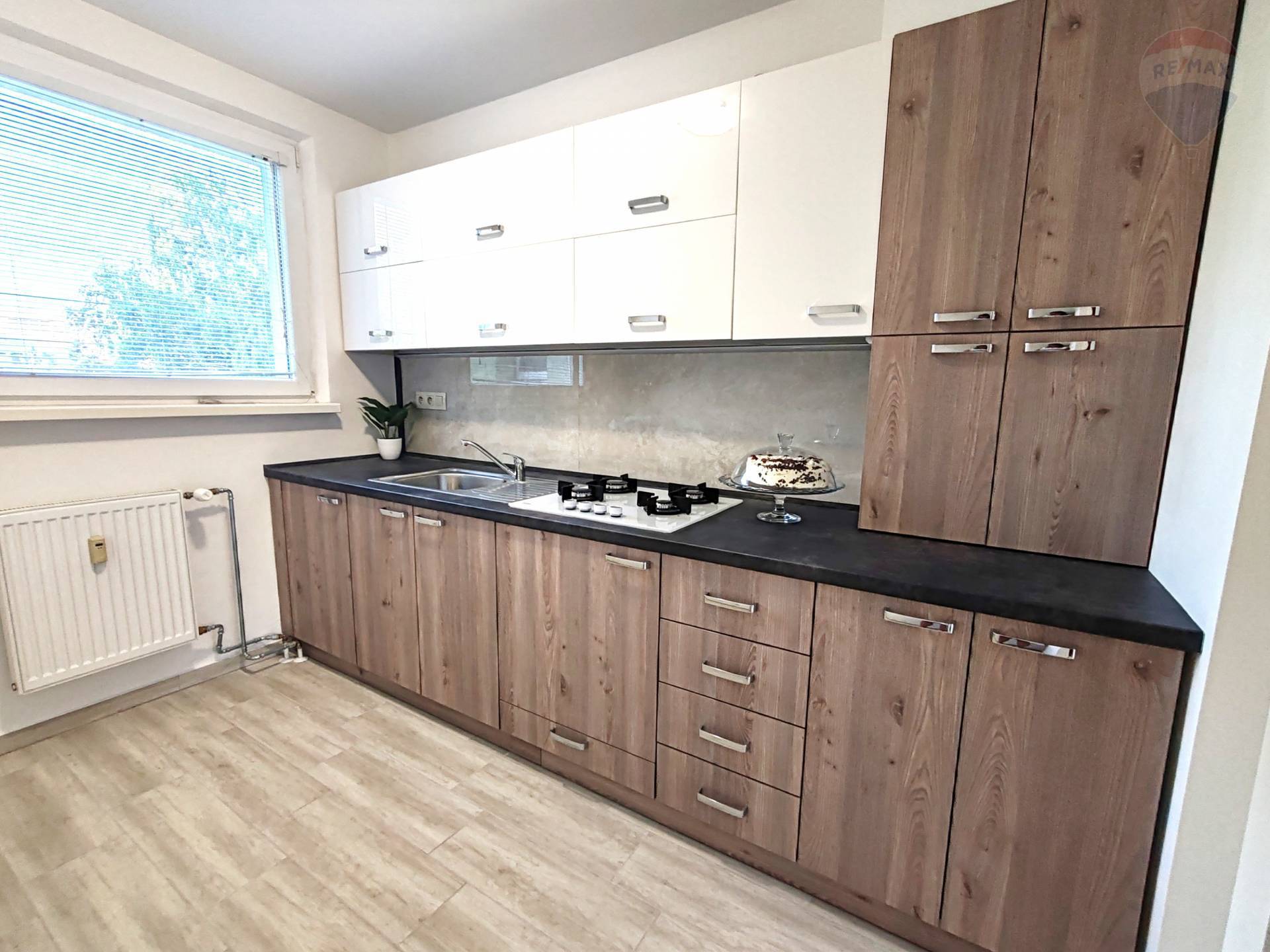 Predaj bytu (3 izbový) 64 m2, Dunajská Streda -