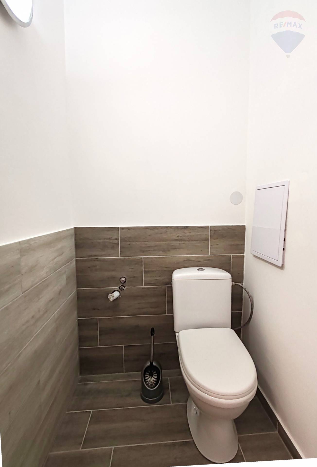 Predaj bytu (3 izbový) 64 m2, Dunajská Streda  -