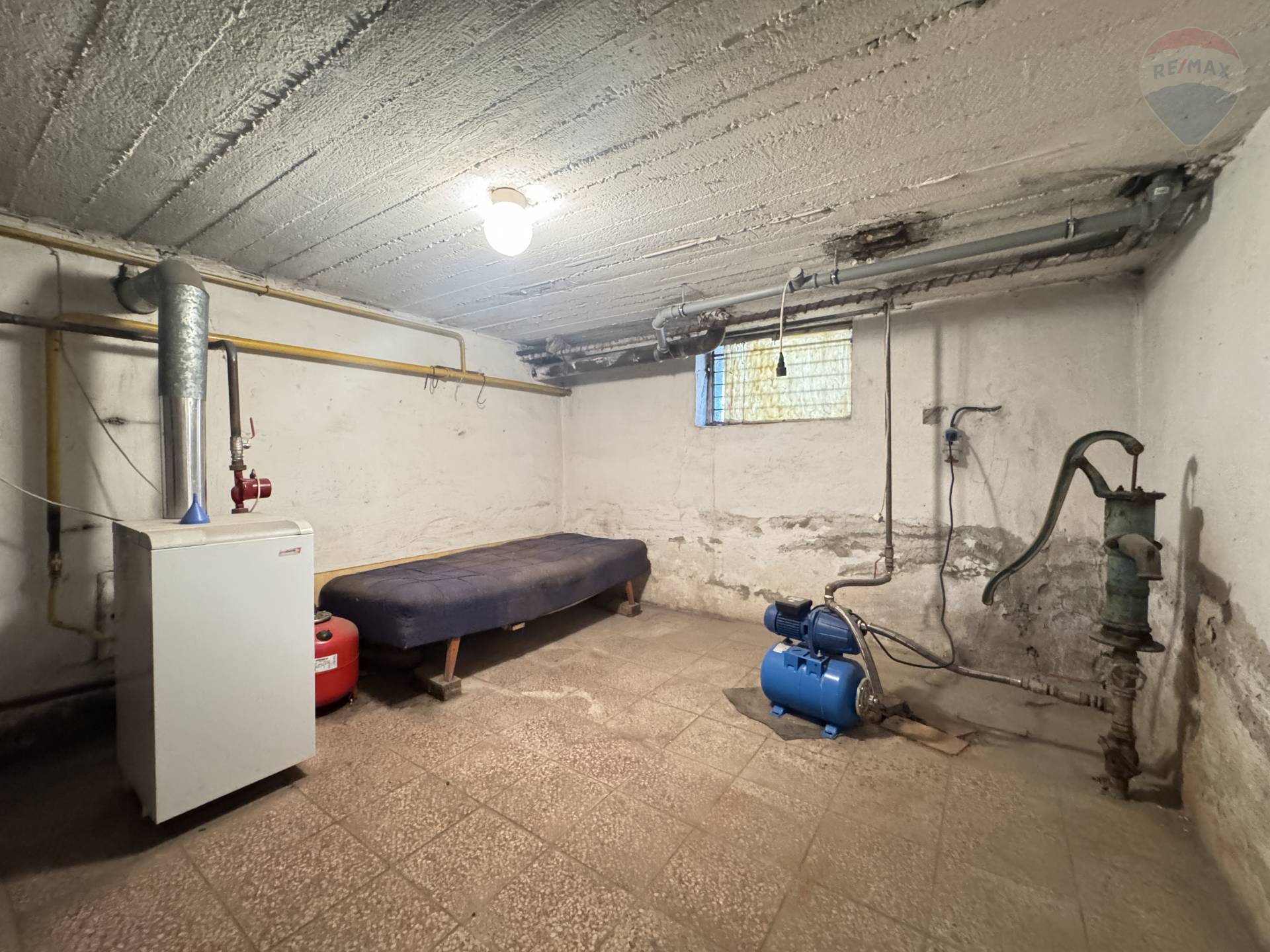 Predaj domu 120 m2, Horná Potôň  -