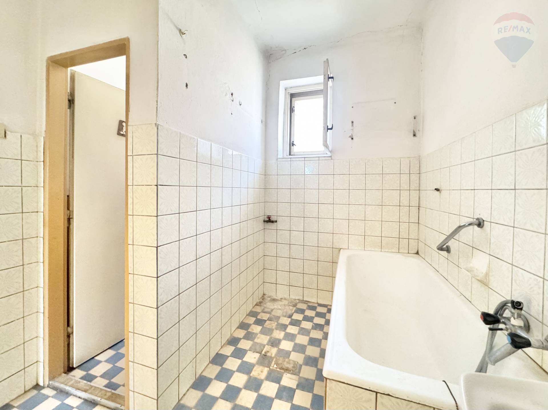 Predaj domu 120 m2, Horná Potôň  -