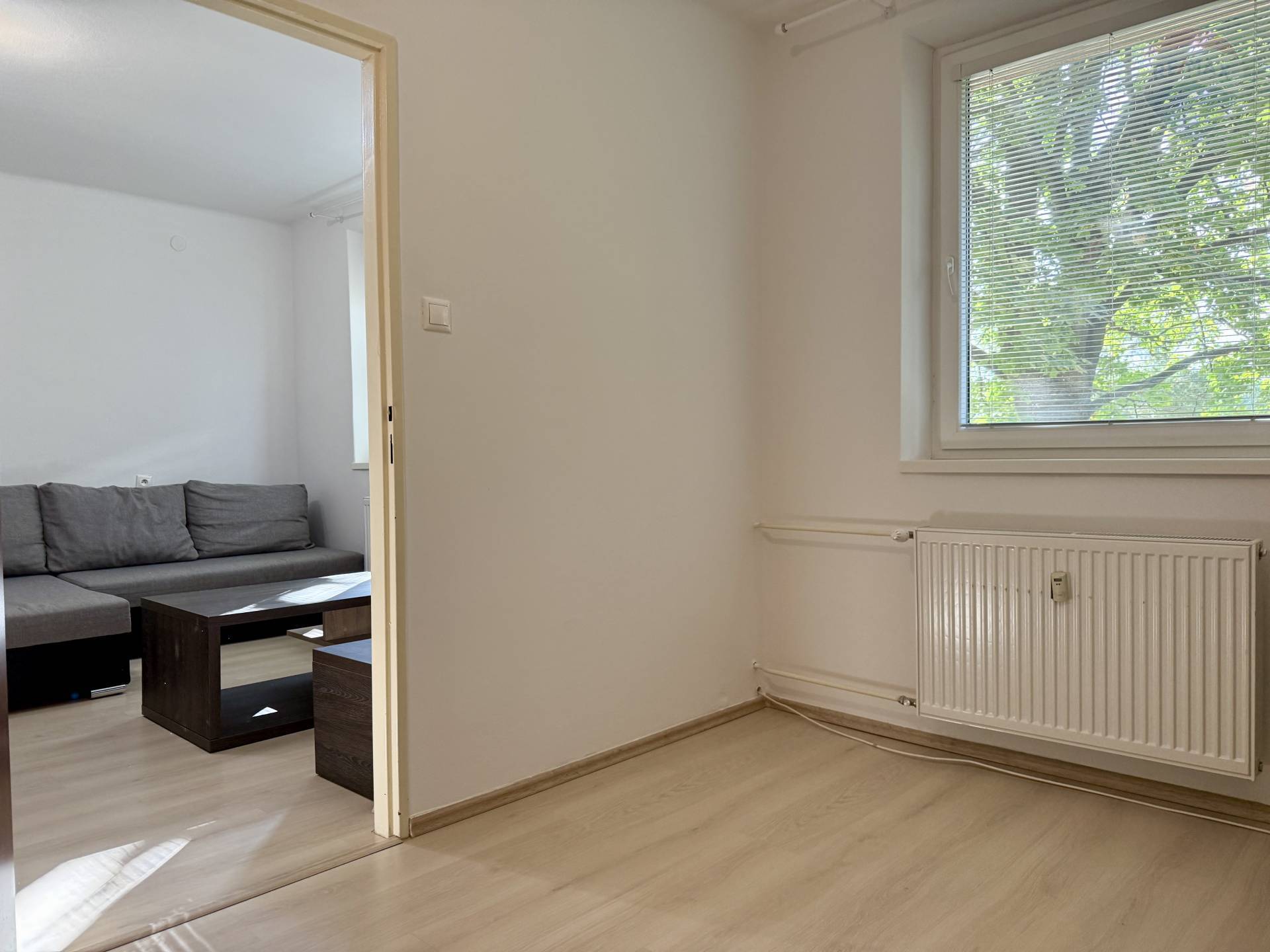 Prenájom bytu (2 izbový) 50 m2, Dunajská Streda  -