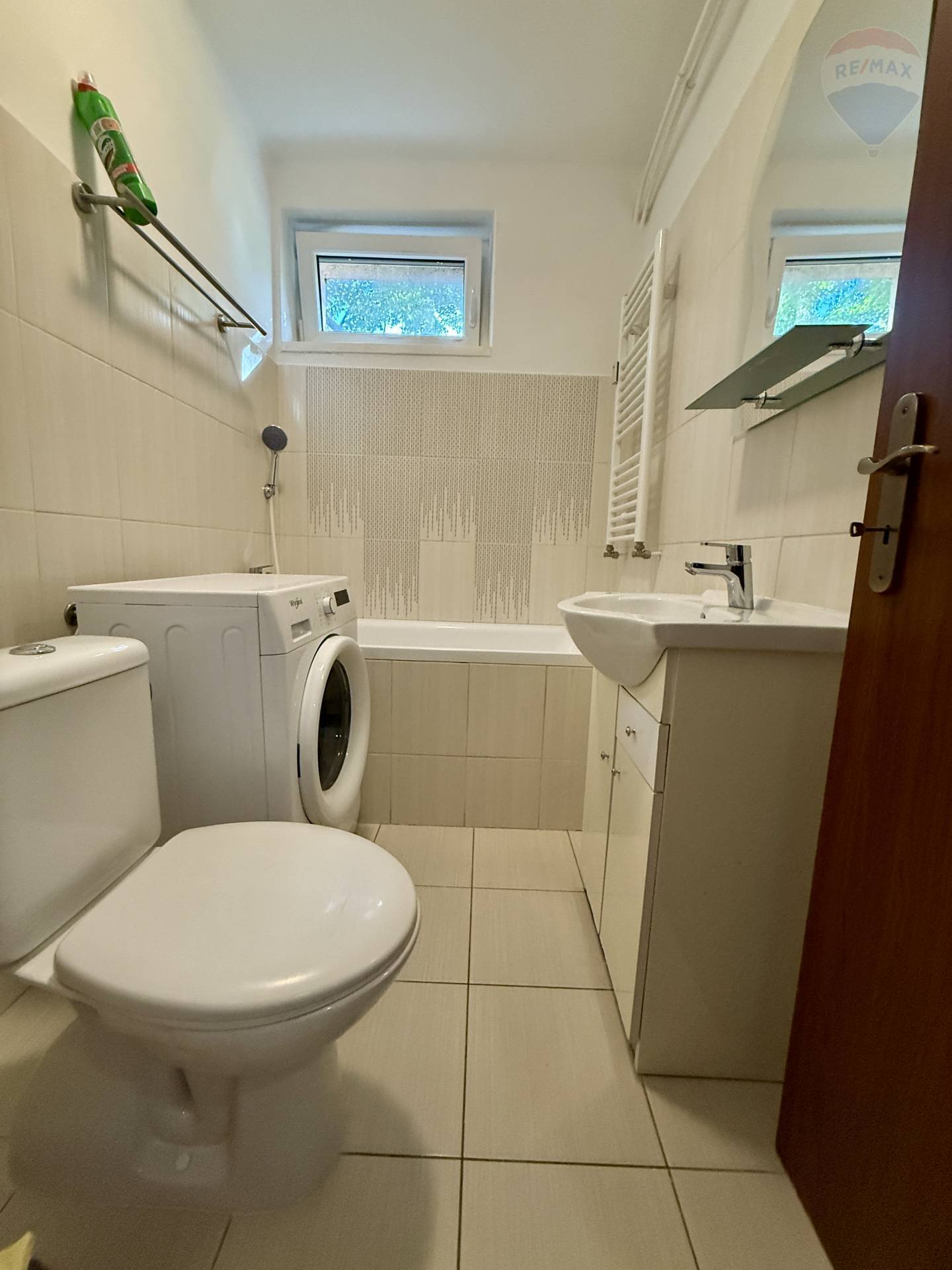 Prenájom bytu (2 izbový) 50 m2, Dunajská Streda  -