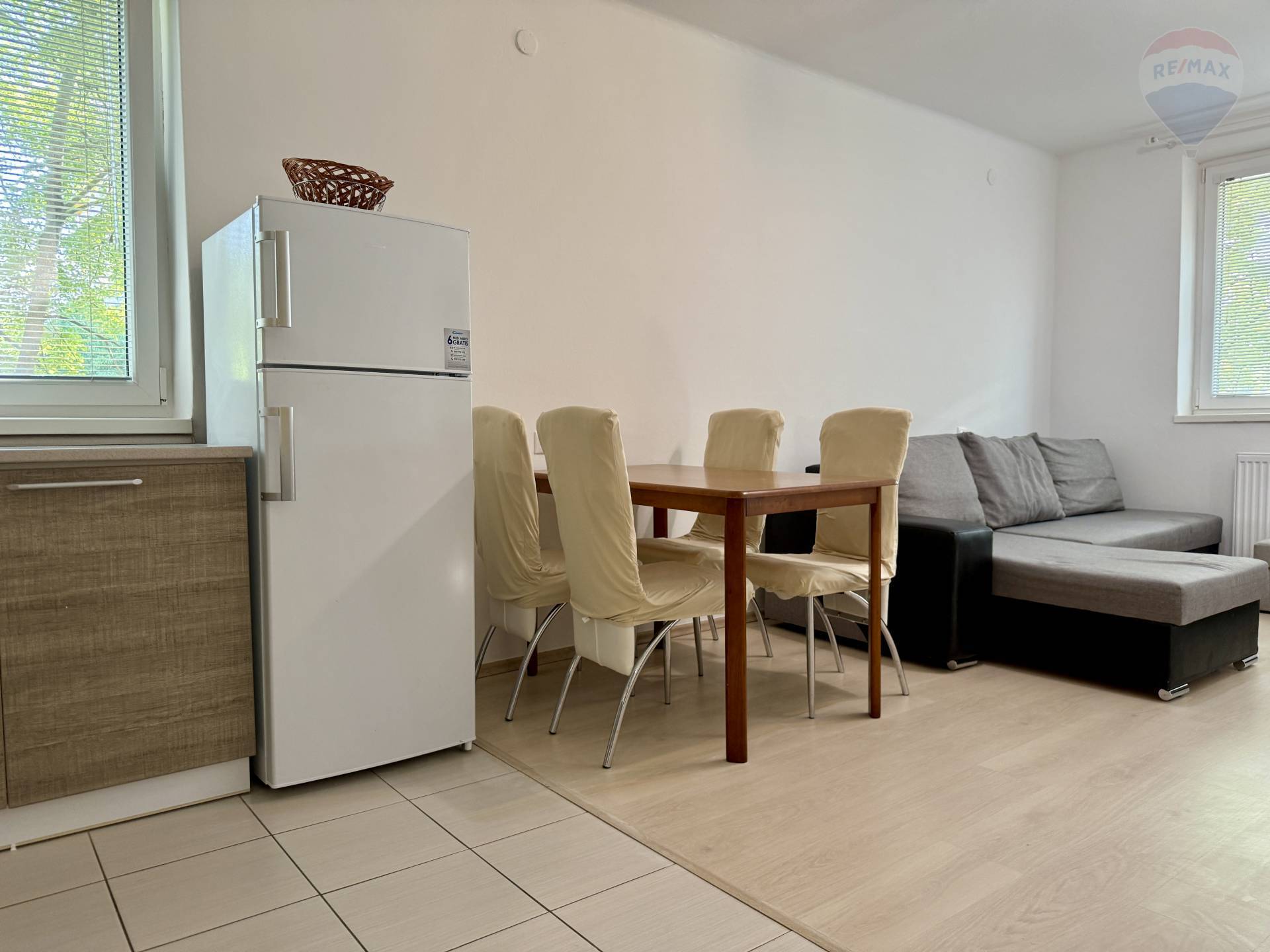 Prenájom bytu (2 izbový) 50 m2, Dunajská Streda  -