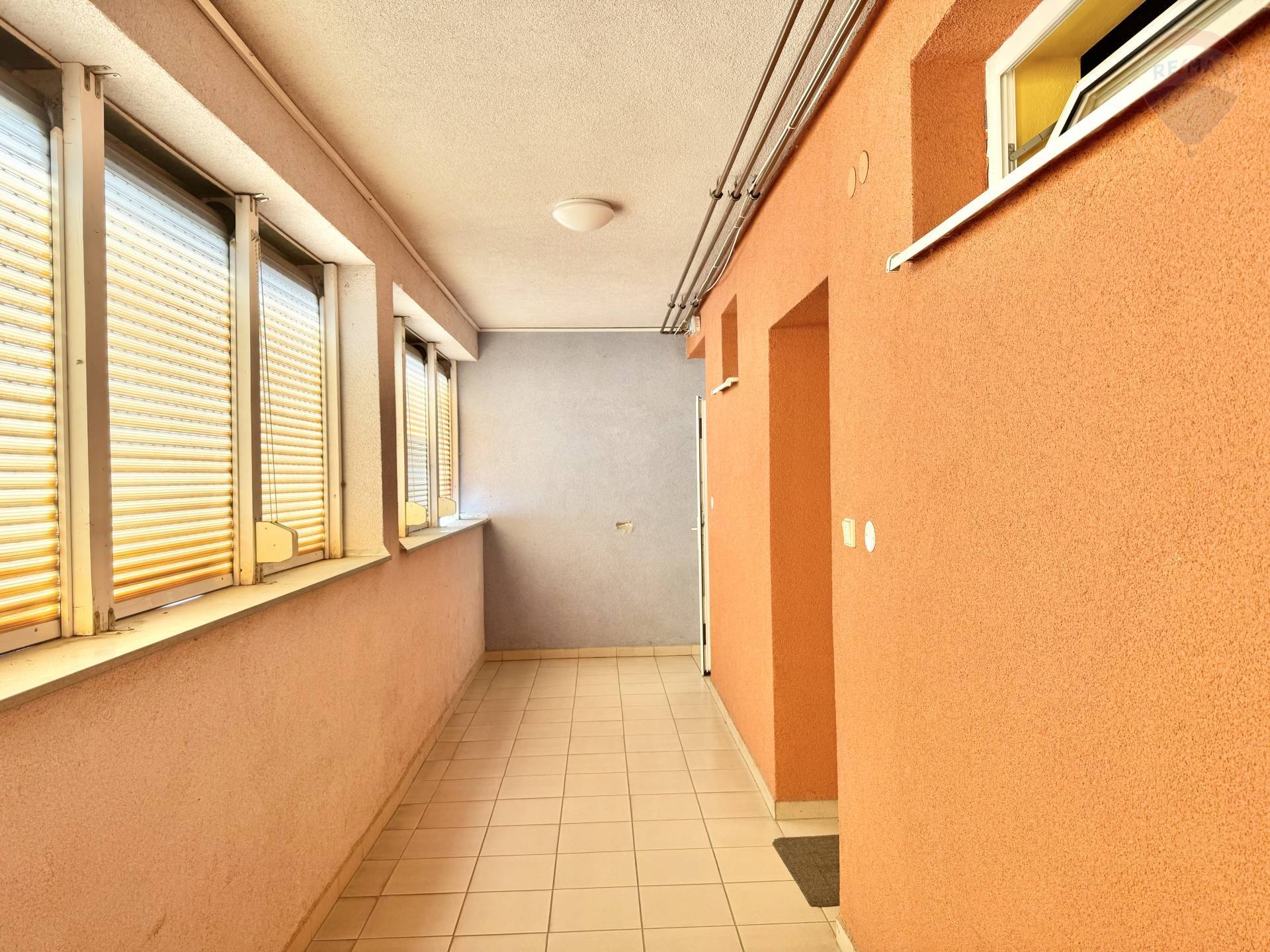 Predaj bytu (1 izbový) 37 m2, Dunajská Streda  -