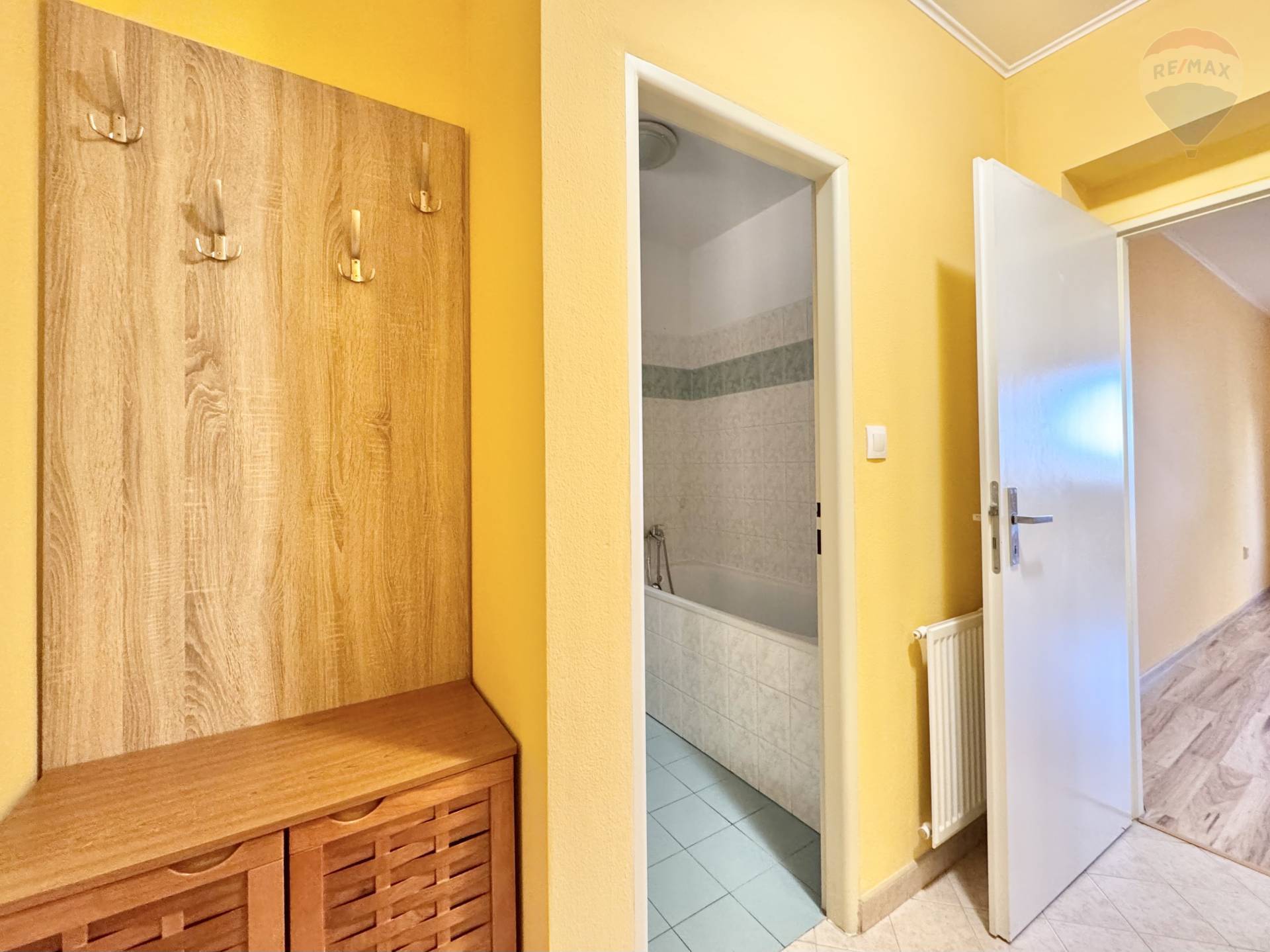 Predaj bytu (1 izbový) 37 m2, Dunajská Streda  -