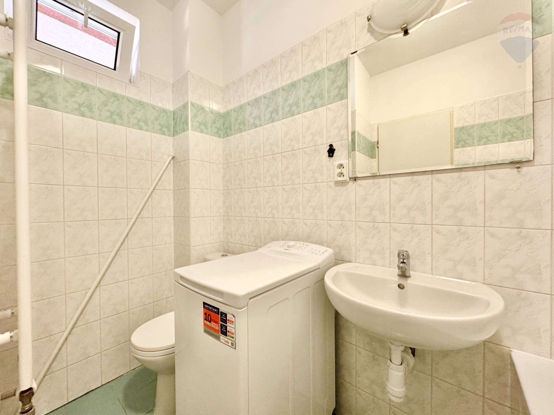 Predaj bytu (1 izbový) 37 m2, Dunajská Streda  -