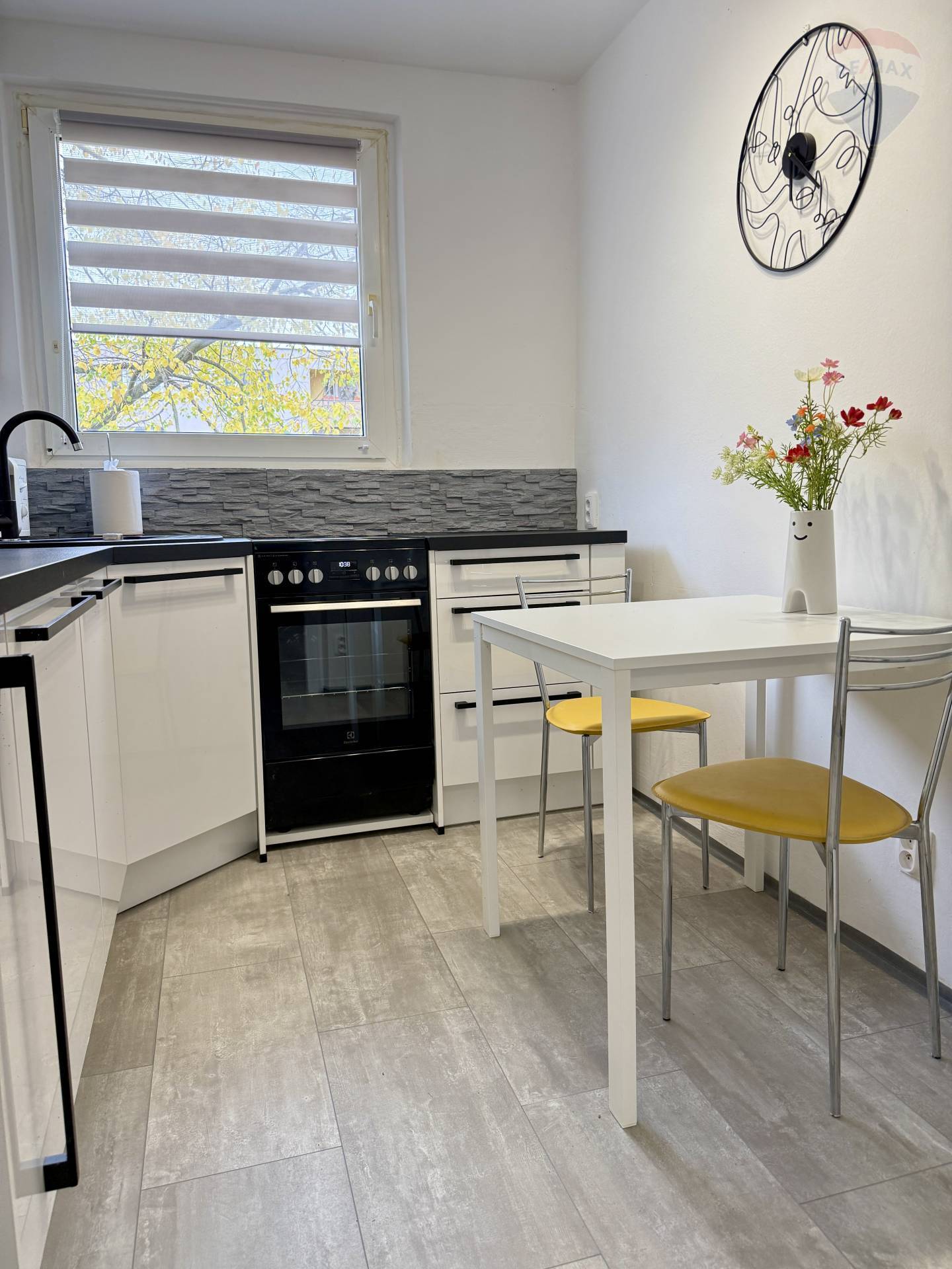 Prenájom bytu (3 izbový) 66 m2, Dunajská Streda  -