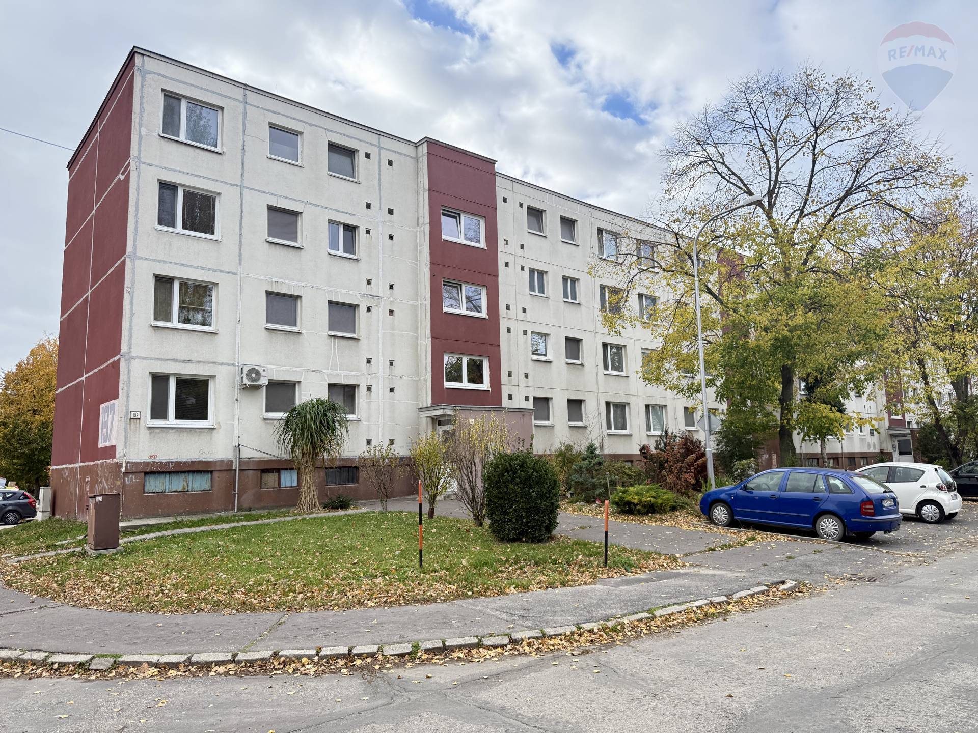 Prenájom bytu (3 izbový) 66 m2, Dunajská Streda  -