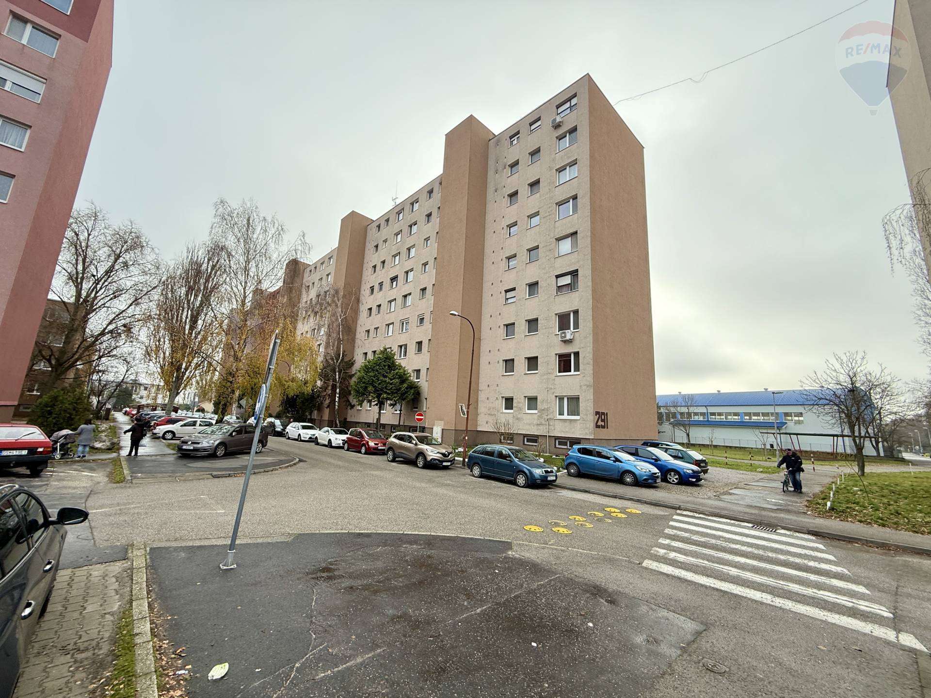 PRENÁJOM: GARSÓNKA - SÍDL. SNP, DUNAJSKÁ STREDA