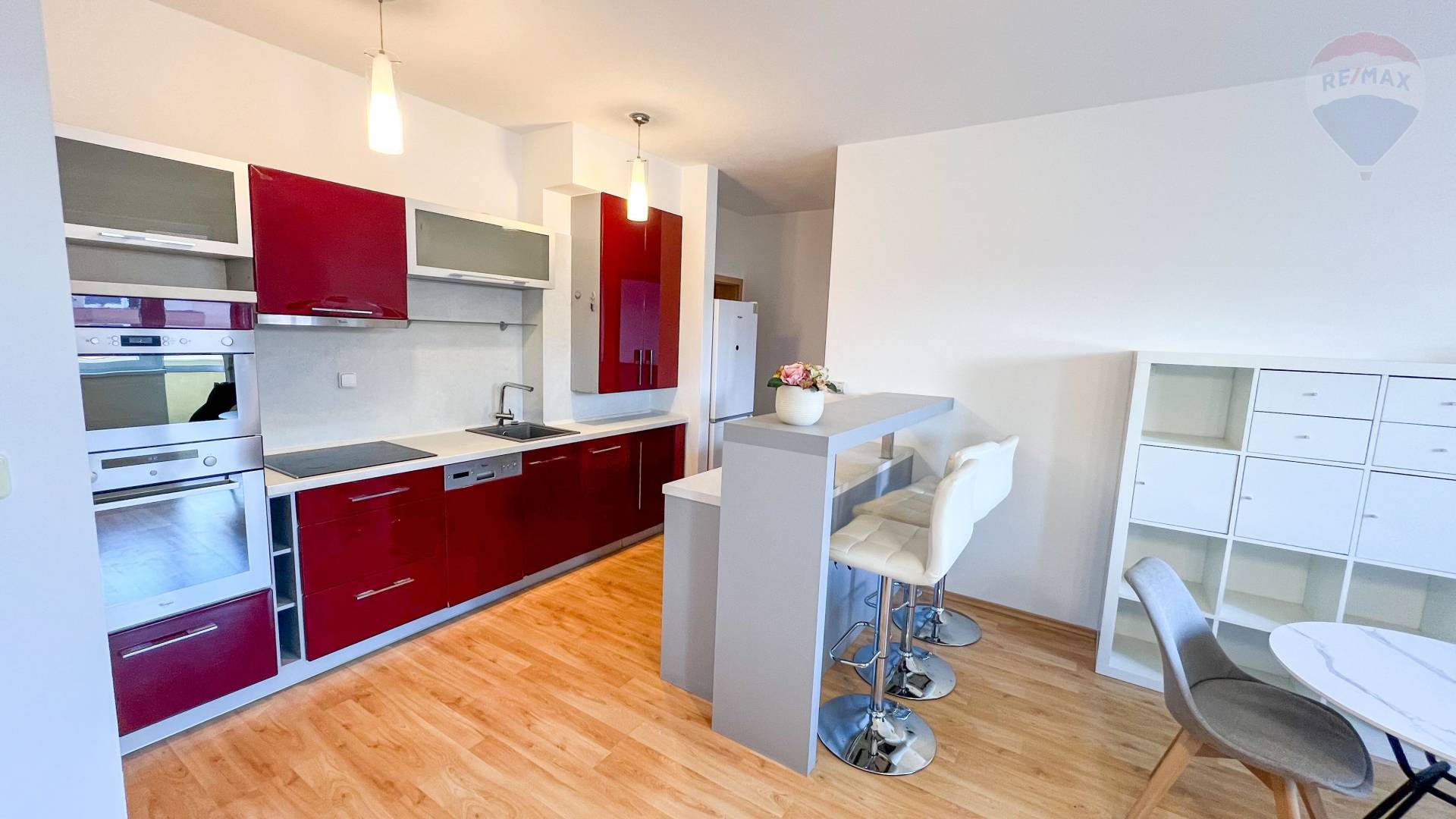 Prenájom bytu (2 izbový) 64 m2, Dunajská Streda