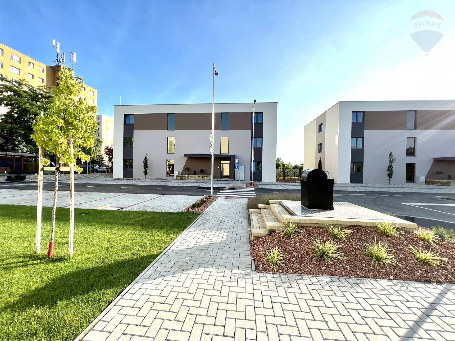 Predaj: Posledné byty, 3 izbový byt, Dunajská Streda, Poľná cesta, 89,65 m2, štandard dokončenie