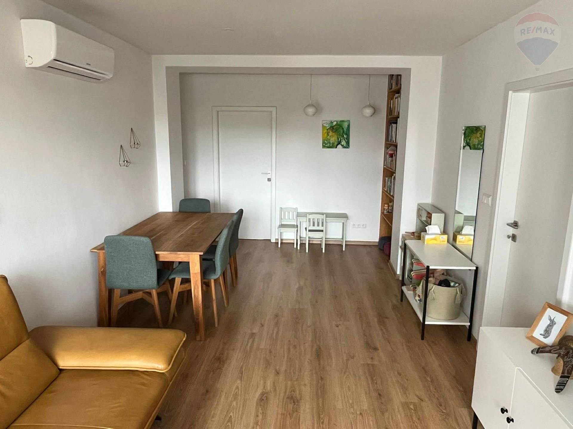 Prenájom bytu (3 izbový) 66 m2, Skalica  -