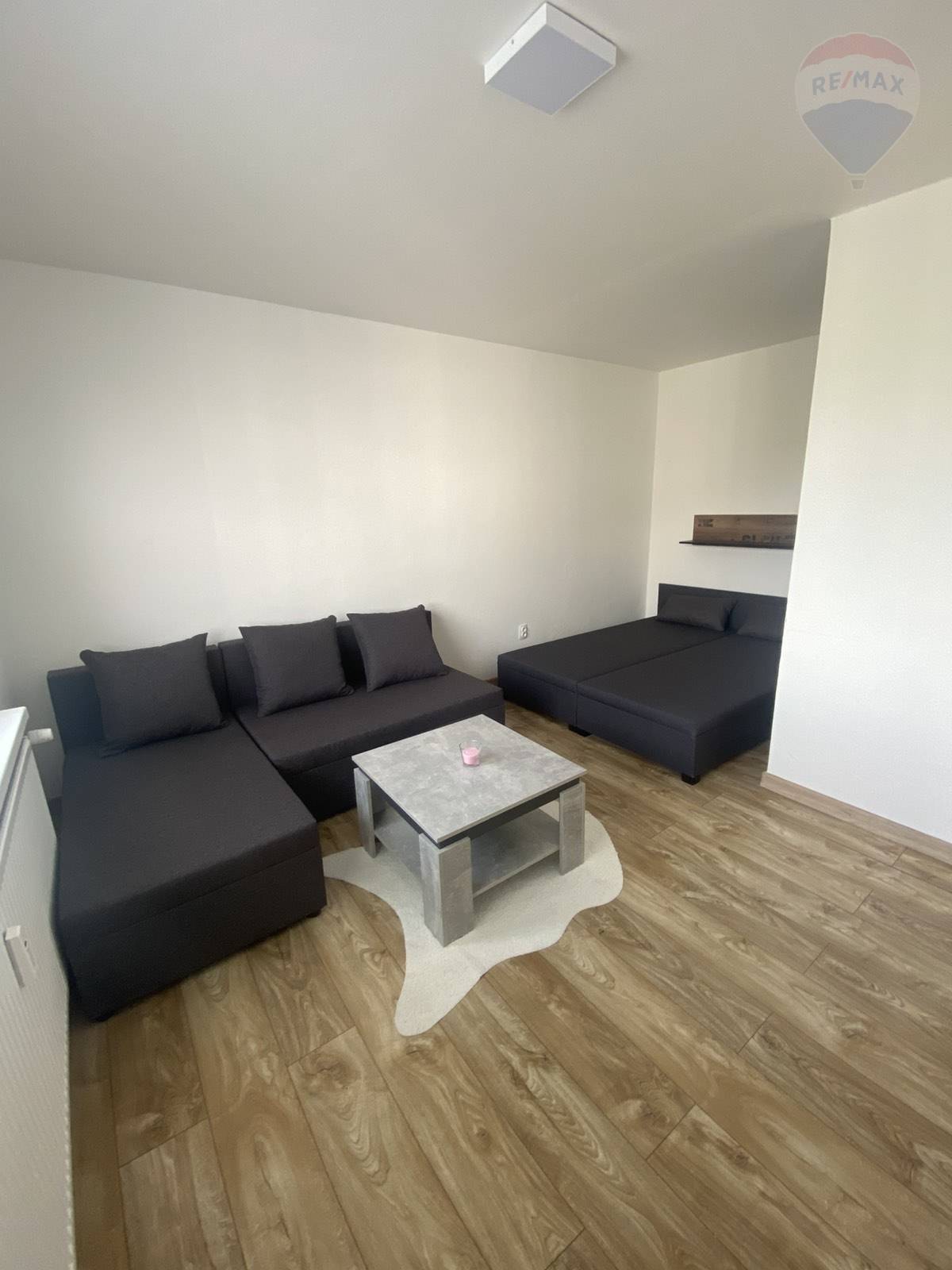 NA PRENAJOM:1. izb. byt v Martine, Košúty, rekonštrukcia