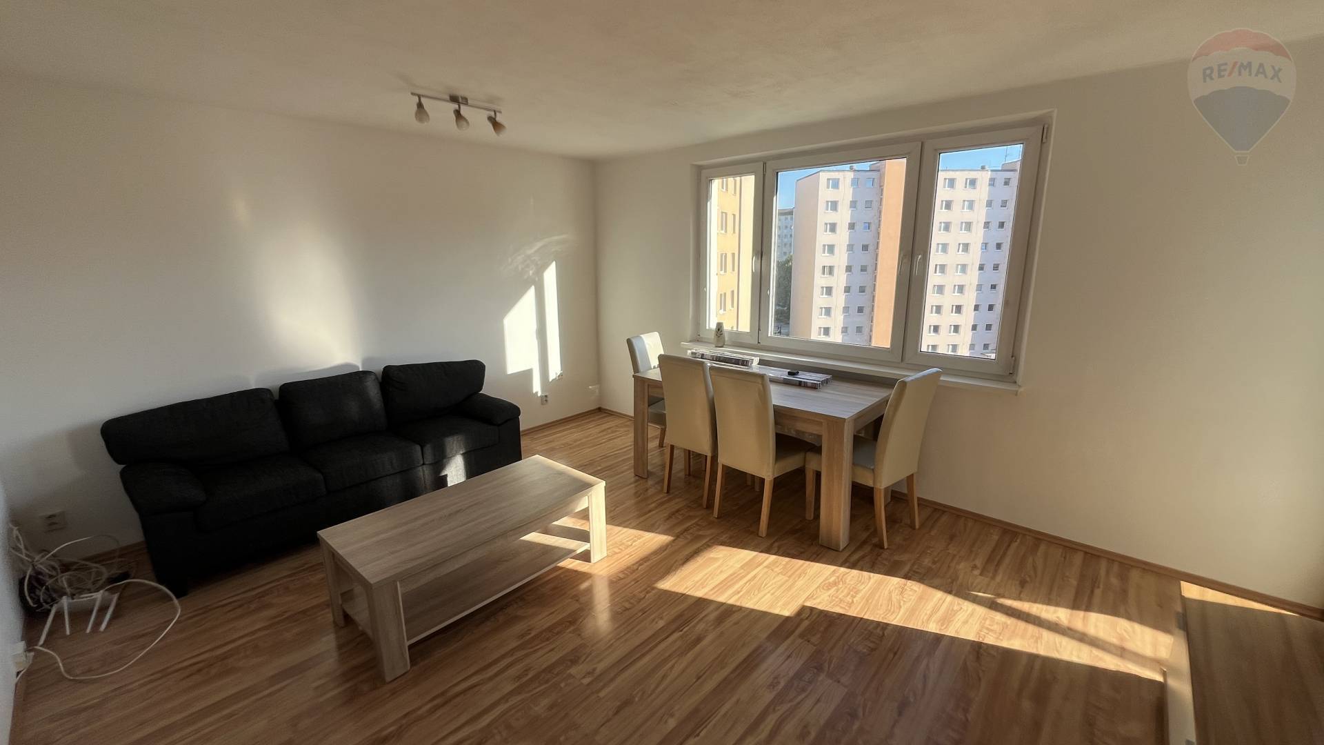 NA PRENÁJOM zariadený 3. izb. byt v Martine, Košúty II