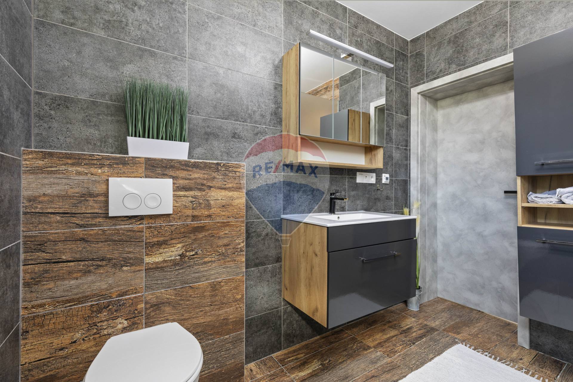 Predaj domu 105 m2, Senec  -