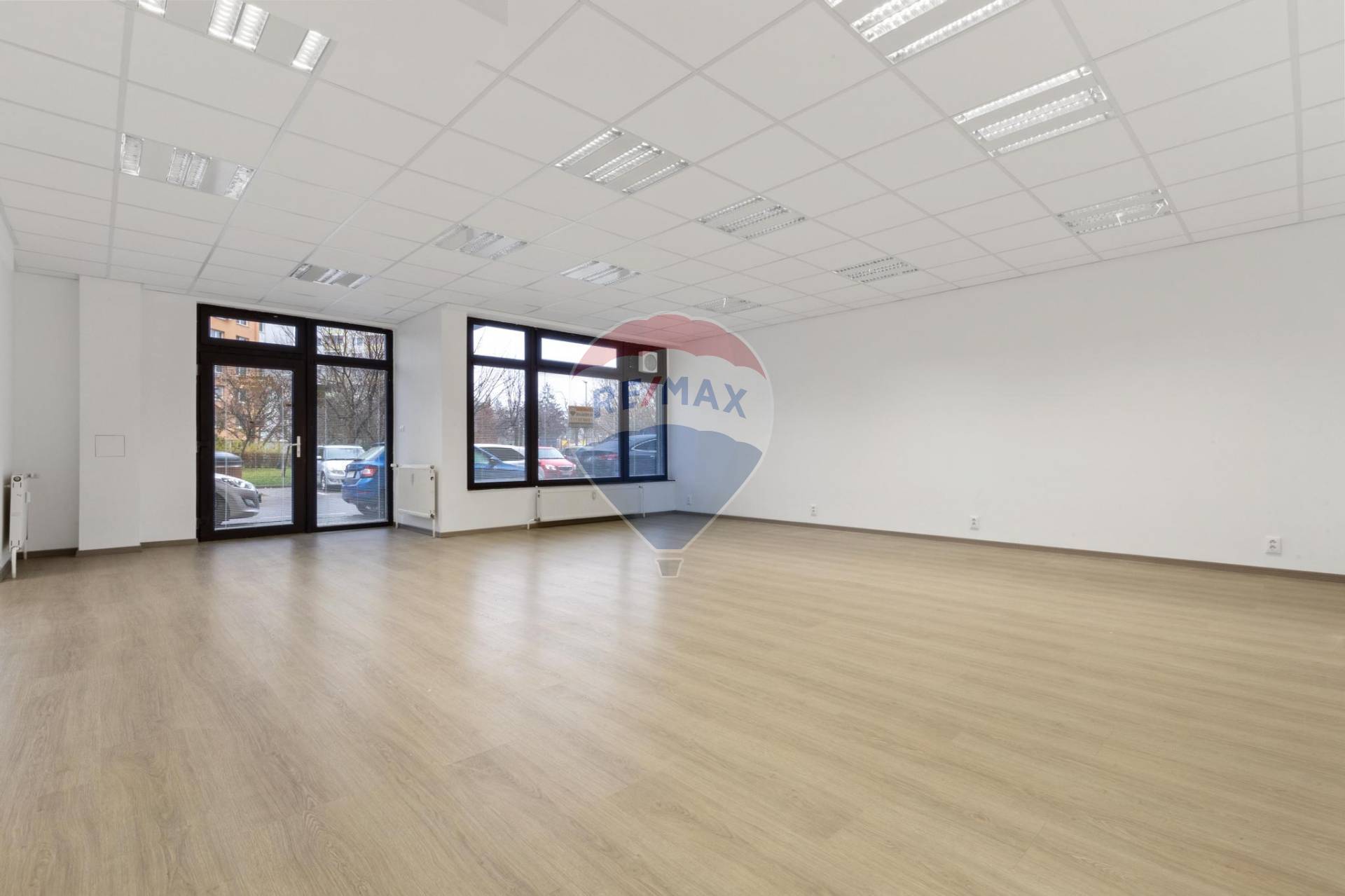 Prenájom nebytového priestoru v Senci, Turecká ul., centrum