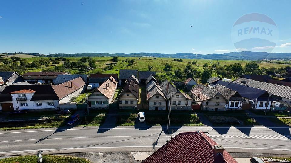 PREDAJ RD s veľkým pozemkom v Dobrej Nive