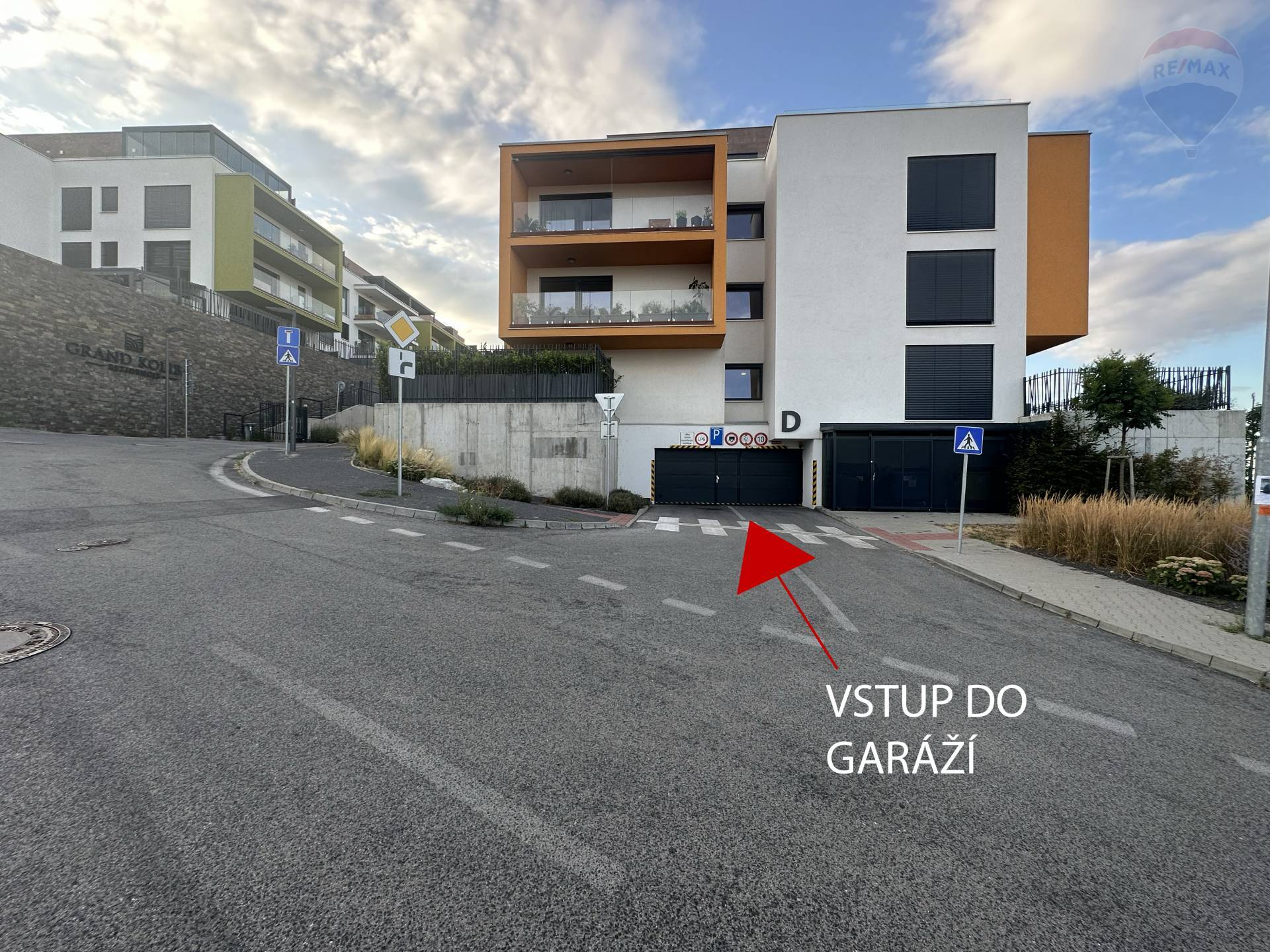 Prenájom - Garážové státie - Frankovská 5 - Grand Koliba