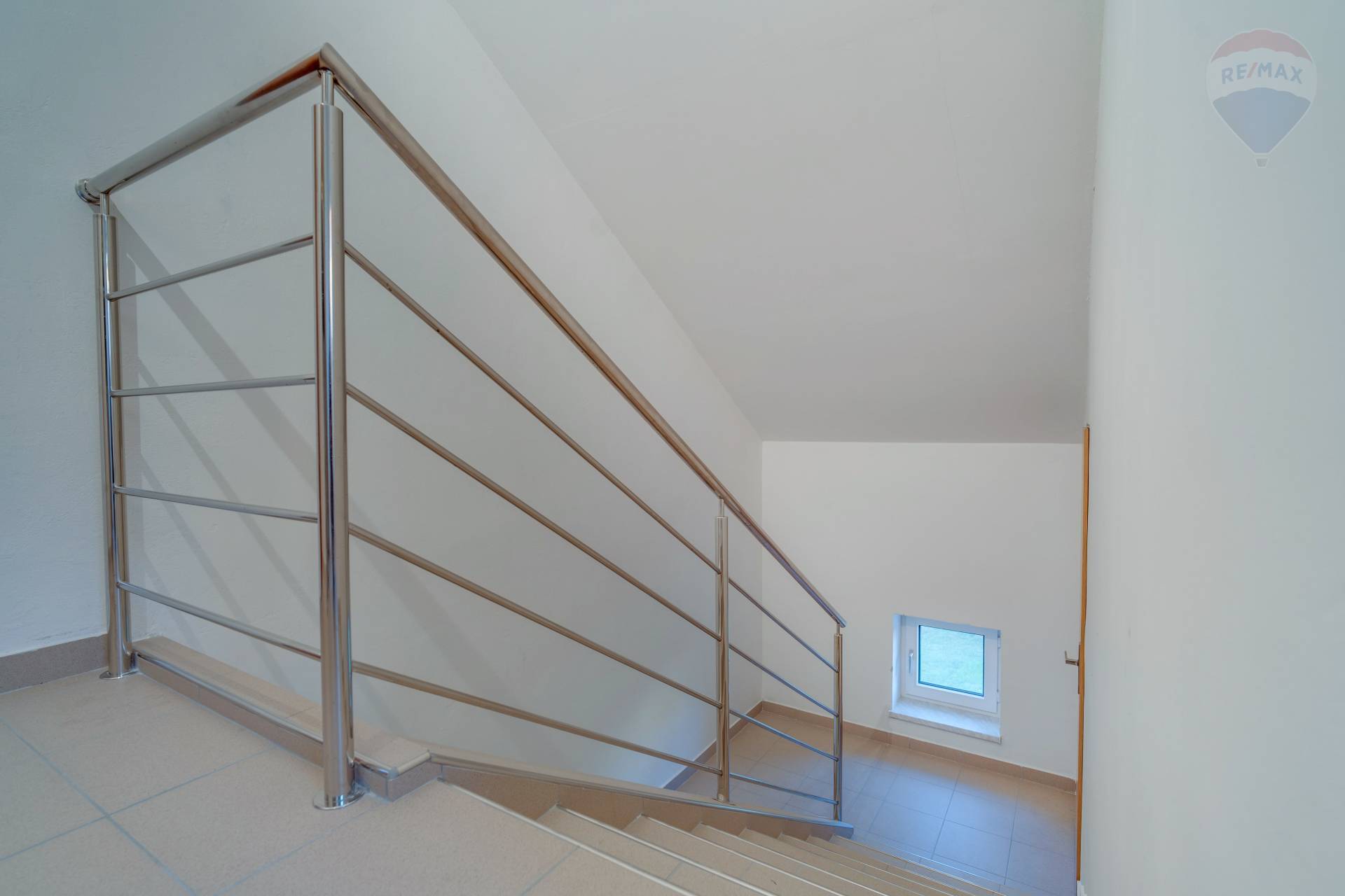 Predaj domu 140 m2, Bratislava - Devínska Nová Ves  -  NA PREDAJ rodinný dom Devínska nova Ves