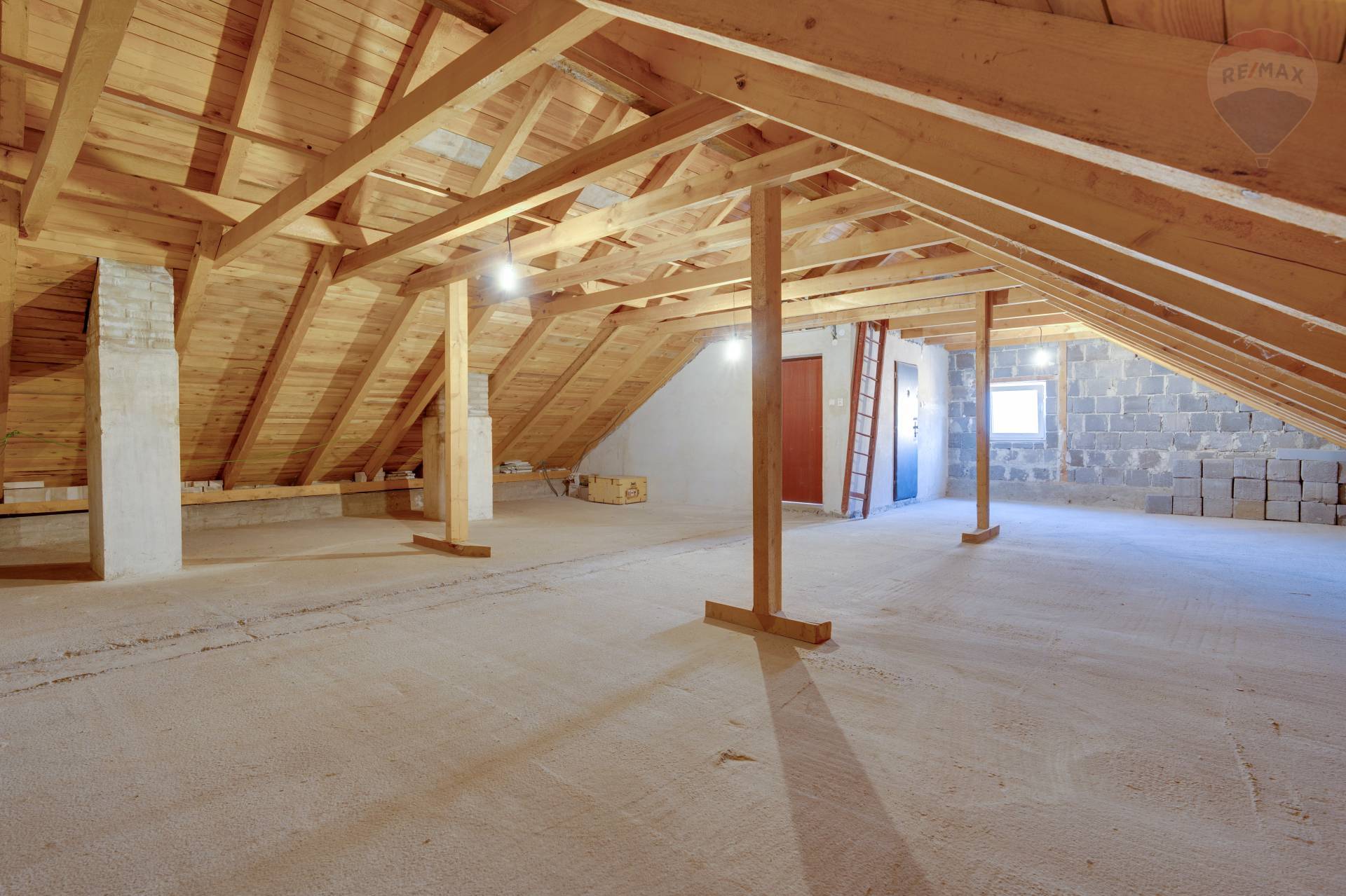 Predaj domu 140 m2, Bratislava - Devínska Nová Ves  -  NA PREDAJ rodinný dom Devínska nova Ves