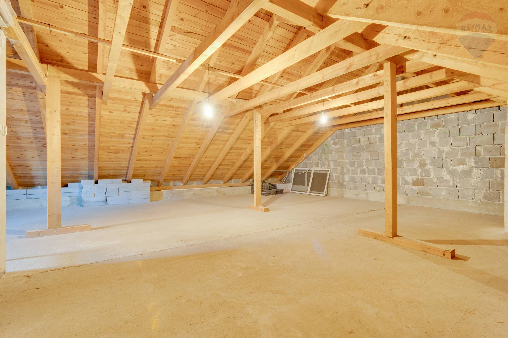 Predaj domu 140 m2, Bratislava - Devínska Nová Ves  -  NA PREDAJ rodinný dom Devínska nova Ves