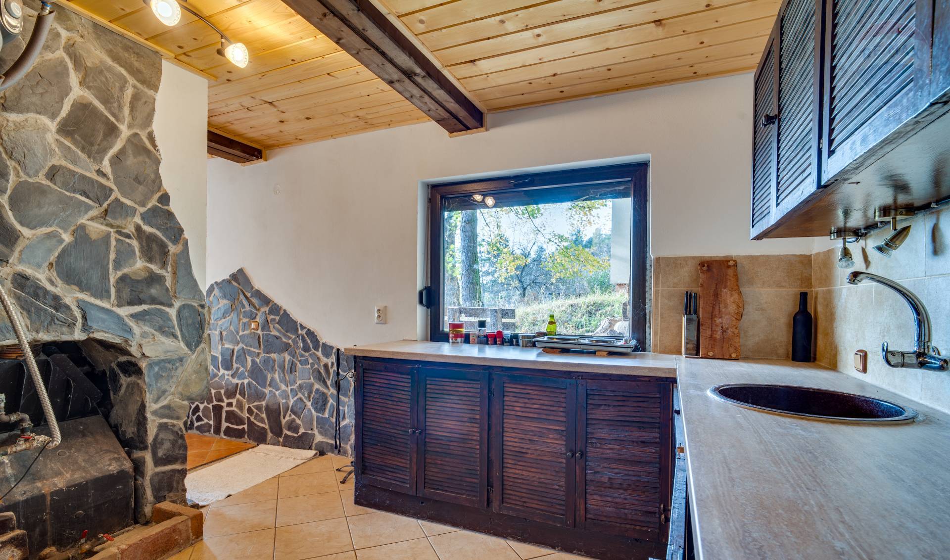 Predaj chaty 111 m2, Kuchyňa -