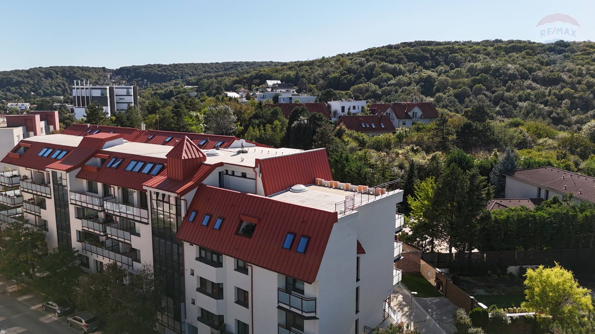 Na predaj veľkometrážny 4 izb. byt (145 m2) s terasou 92 m2, Tranovského ulica