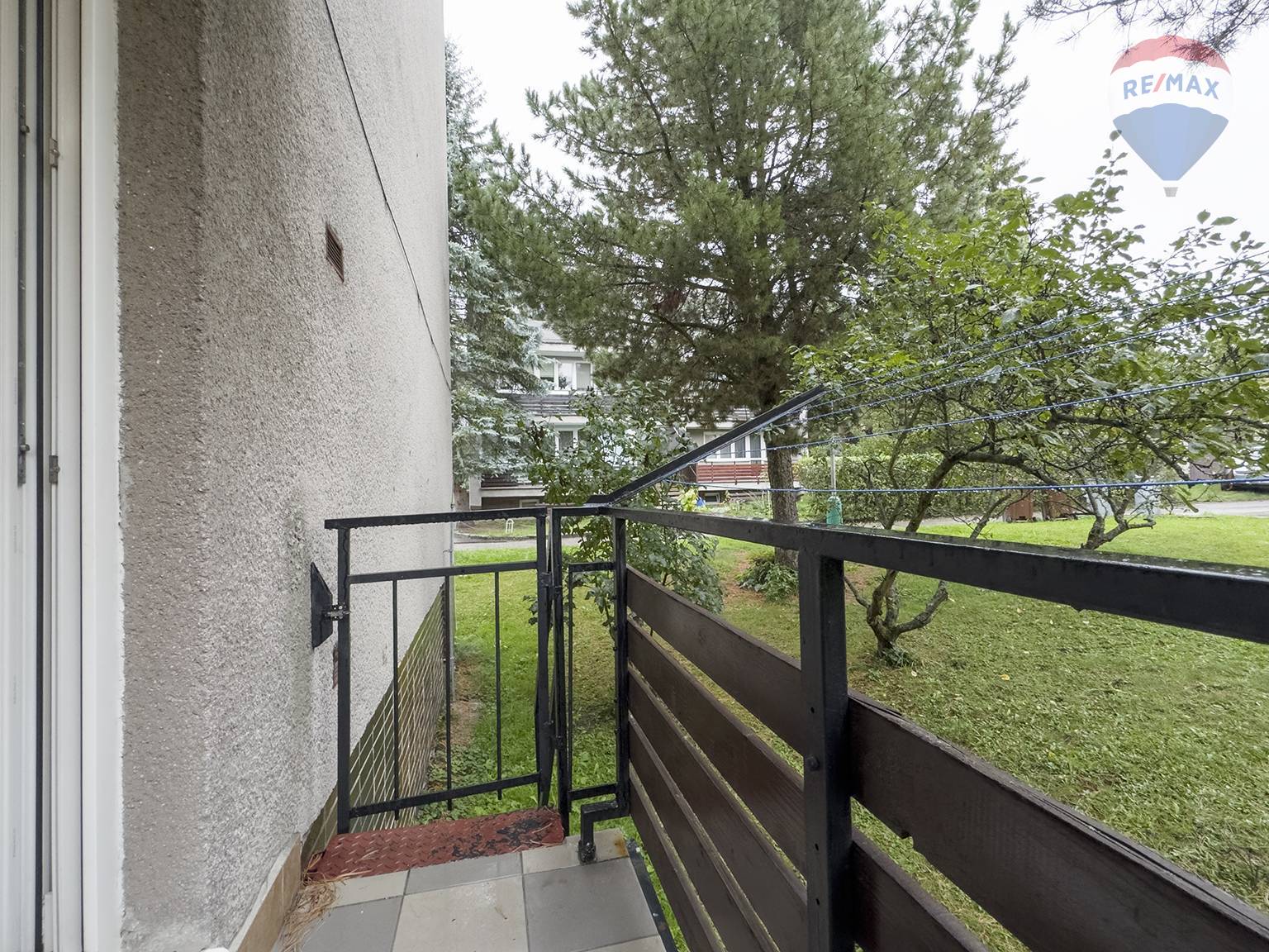 Predaj bytu (4 izbový) 110 m2, Liptovský Mikuláš  -  kuchyňa - balkón